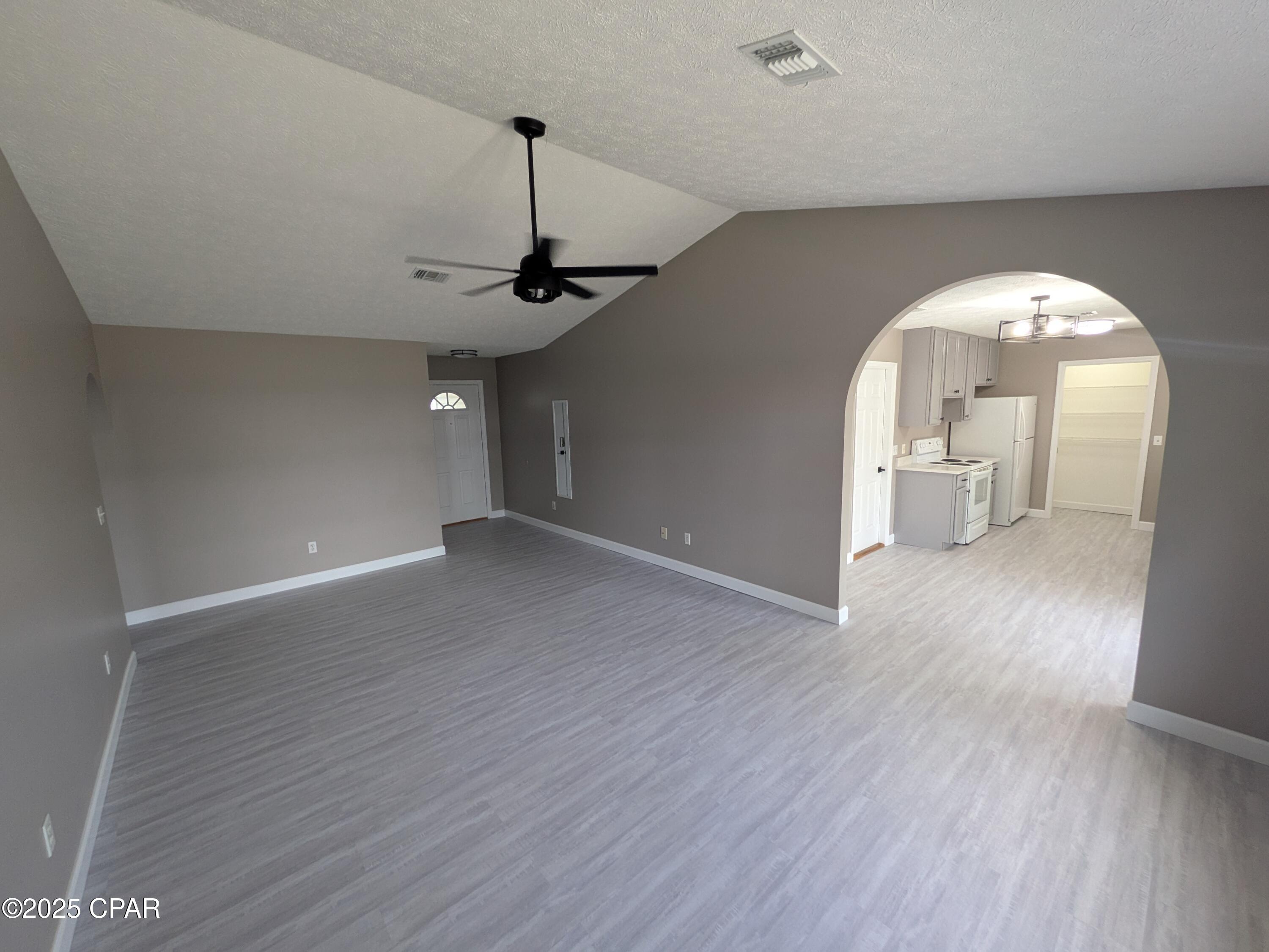 G2tay0j 8xsqe87kas Bdg4ivfc1dmev4ps7ufwek5s