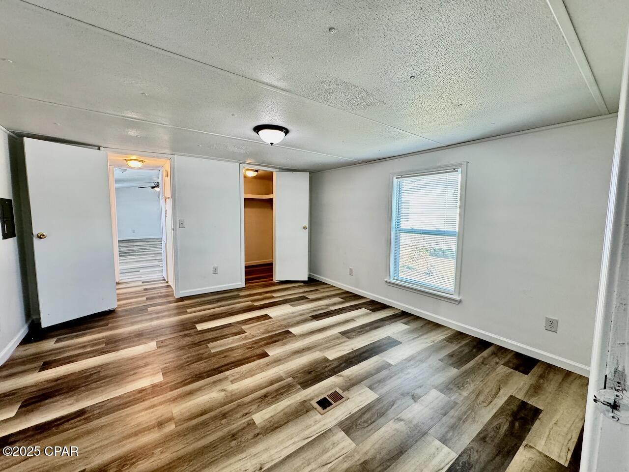 Image 18 For 325 Hibiscus Drive
