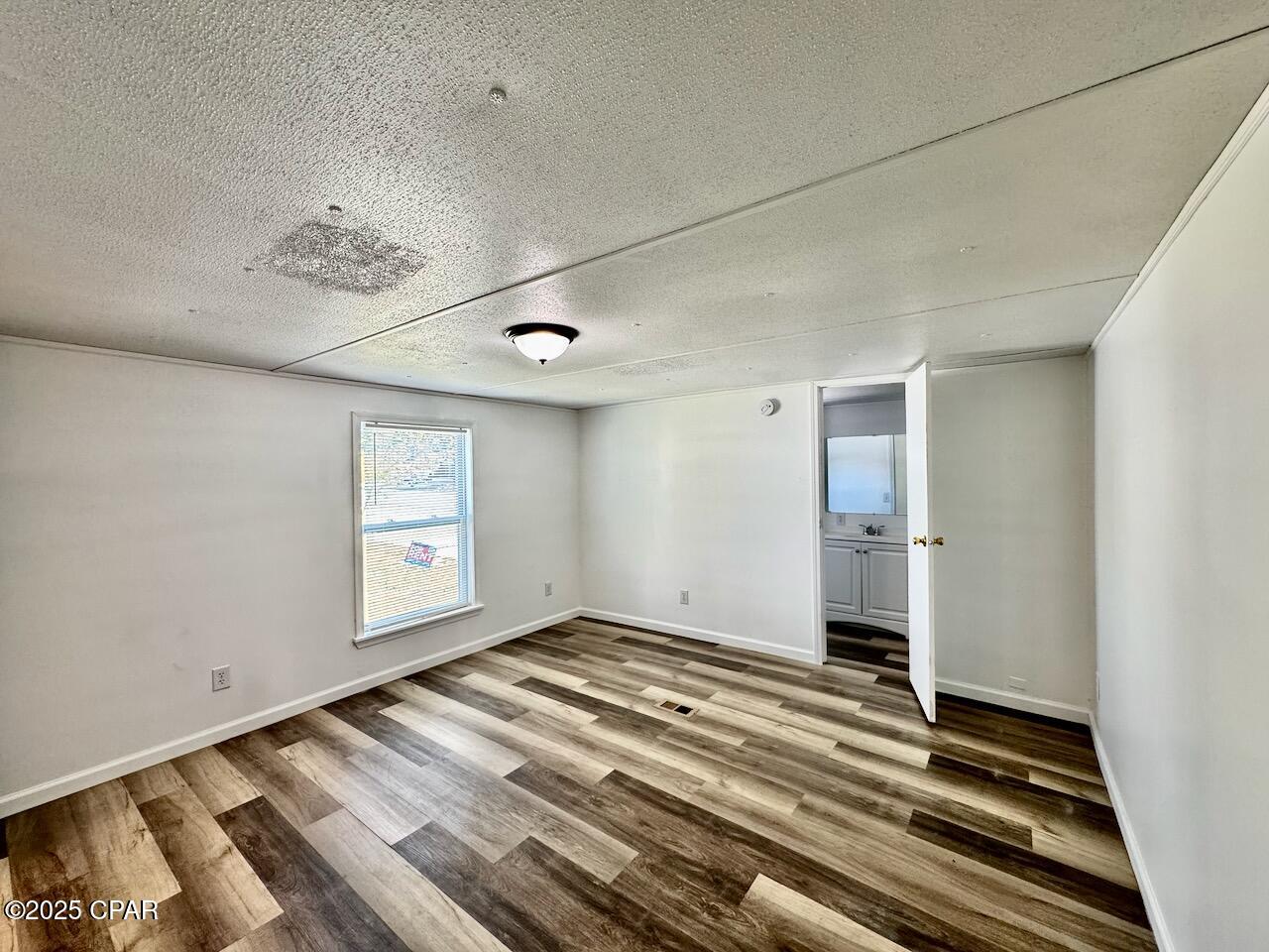 Image 19 For 325 Hibiscus Drive