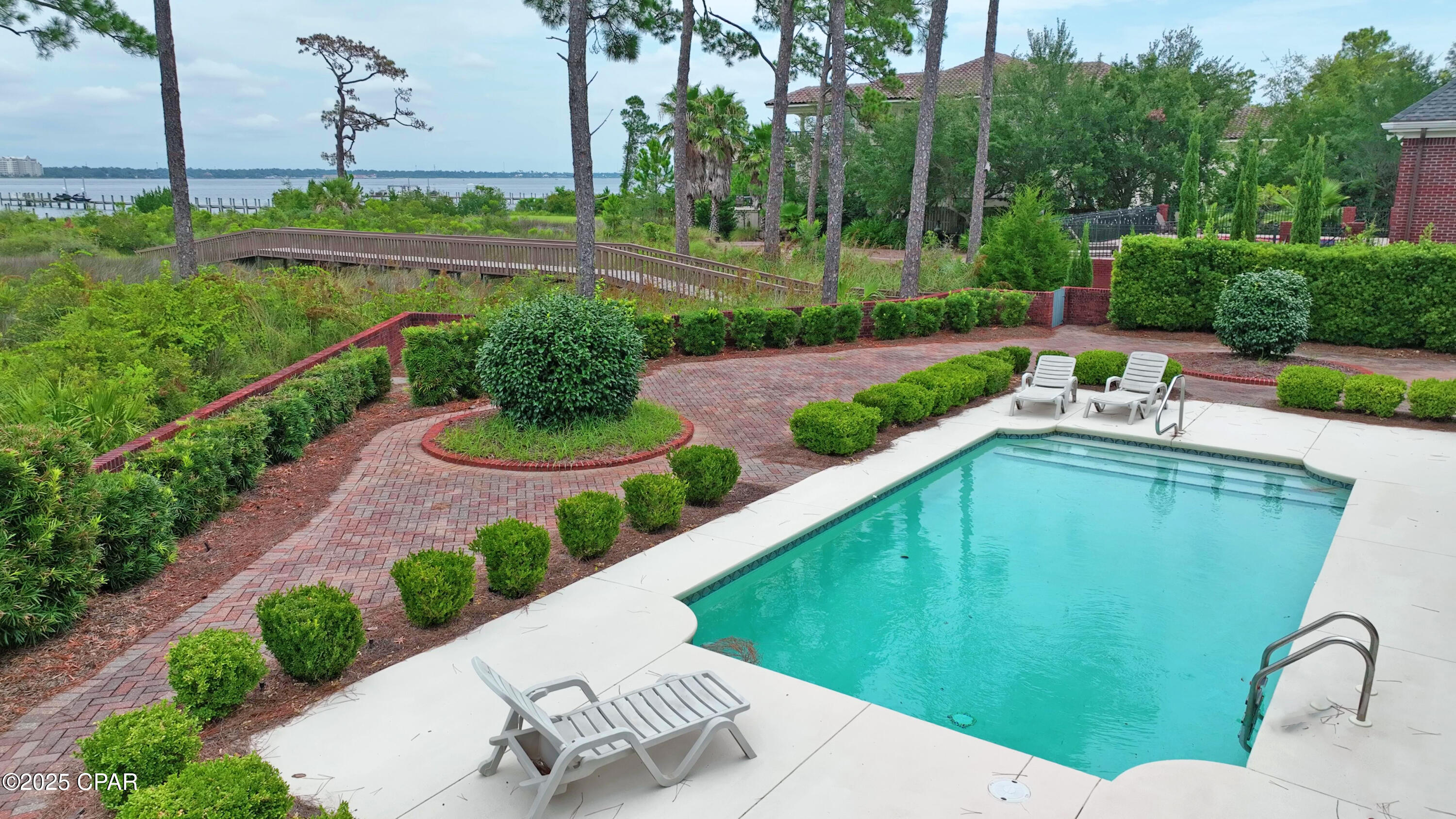 0g0u5kvt9rzuyaybakv2epk09uvtq2pldkqbz4lfb1g