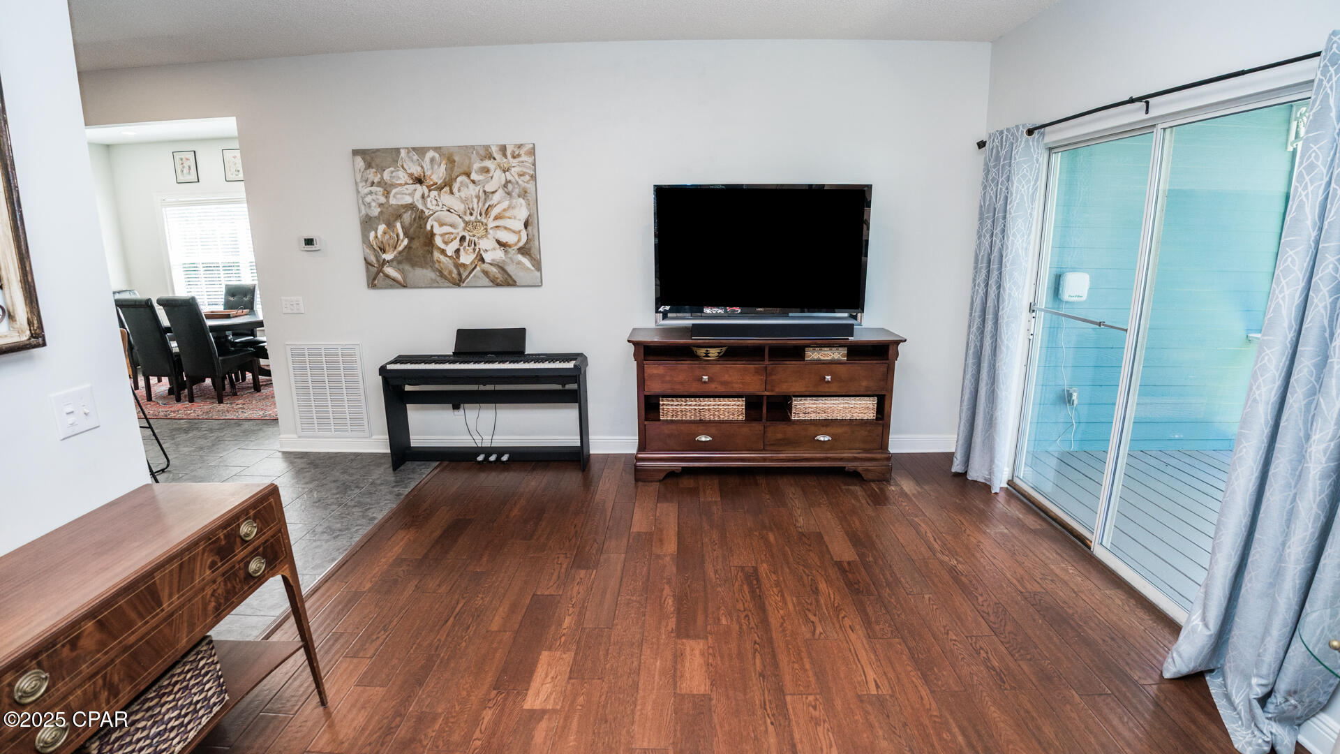 Listing photo id 15 for 129 Bid A Wee Lane