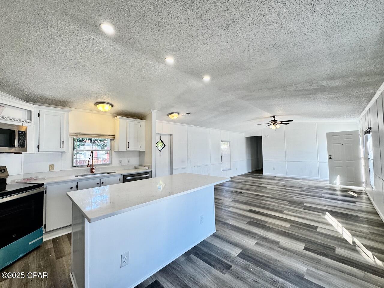 Image 6 For 329 Hibiscus Drive