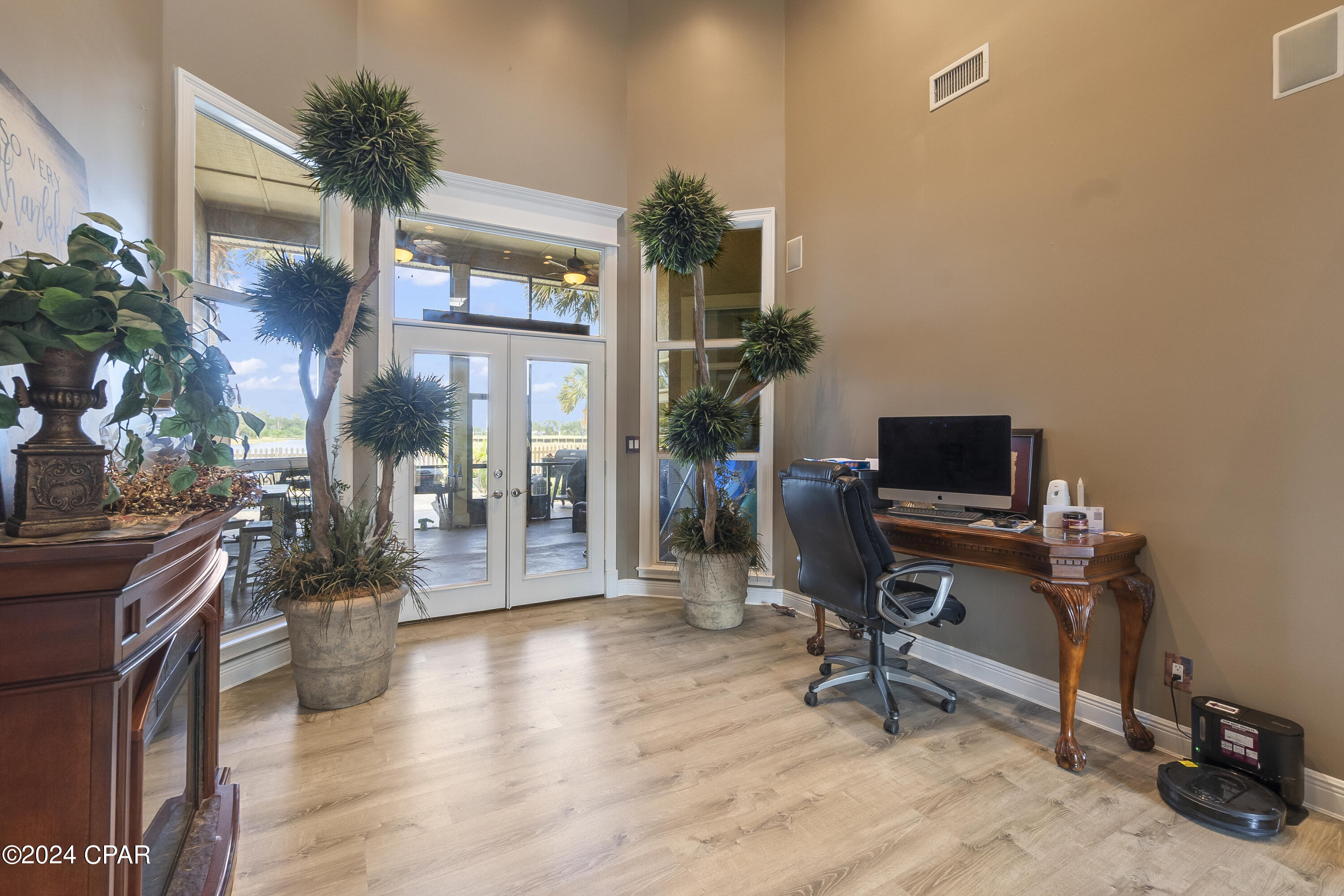 P72s8_u6taxwkbgjcyzubmj8_idshun1xzqy7j0tn M