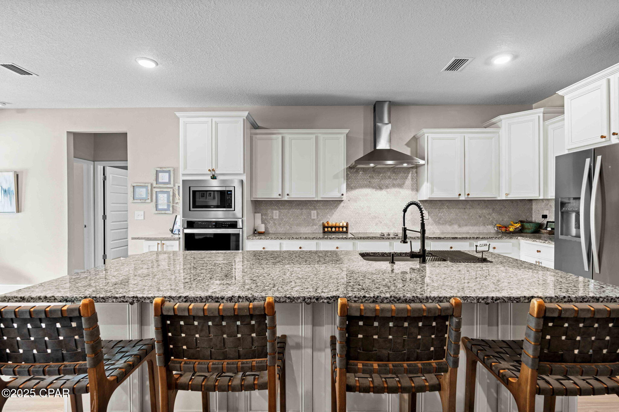 Image 25 For 100 Talbot Street