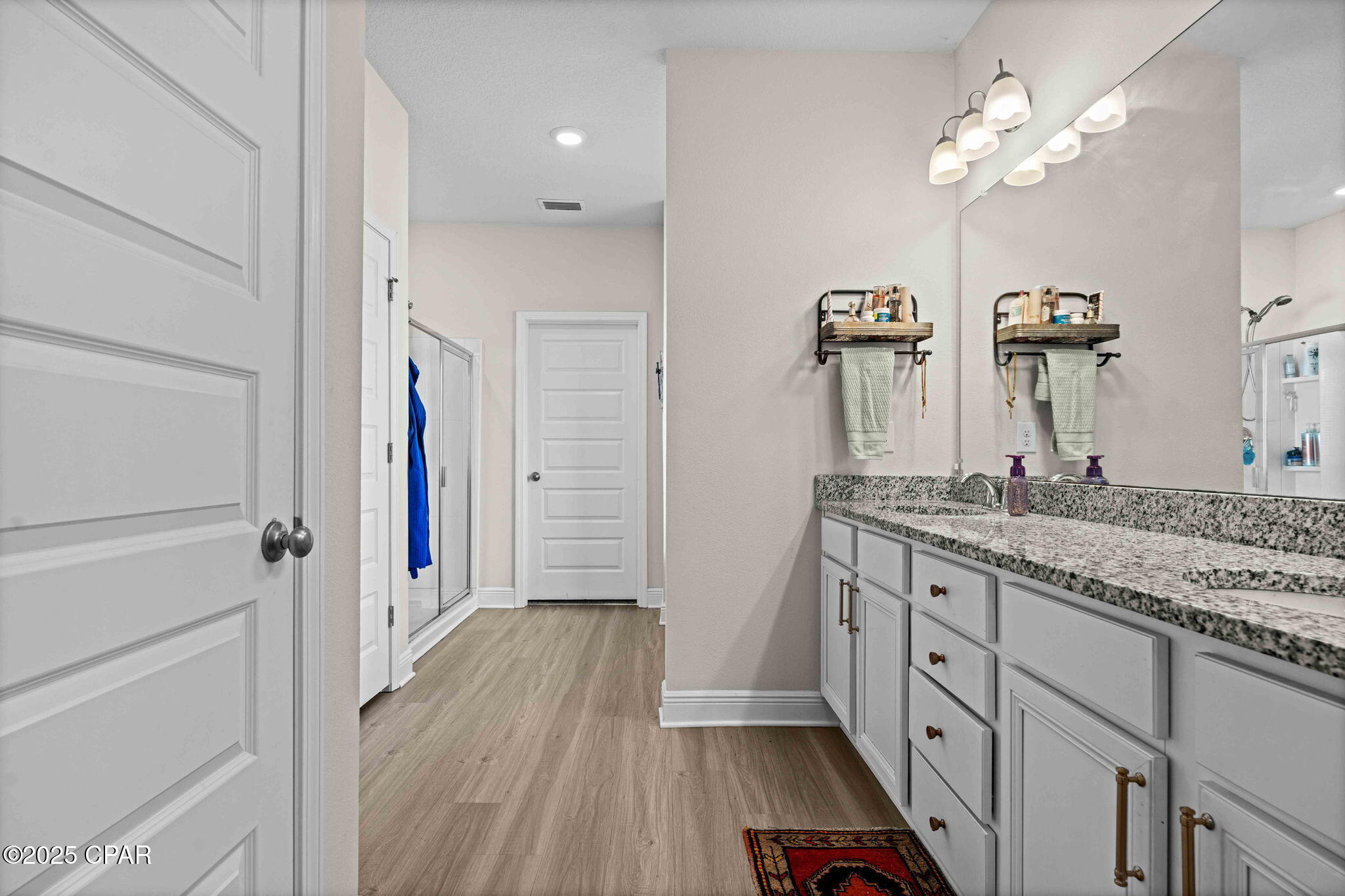 Image 36 For 100 Talbot Street