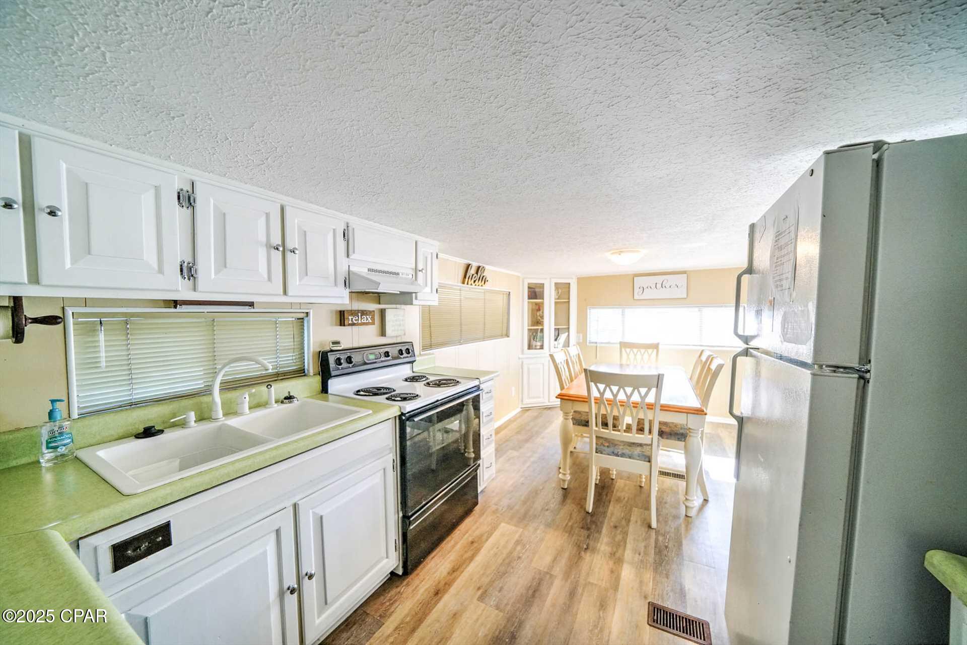 Uaymja9niglgvkfcbbvfnmkxlzuw1ciwiv87ba6811o