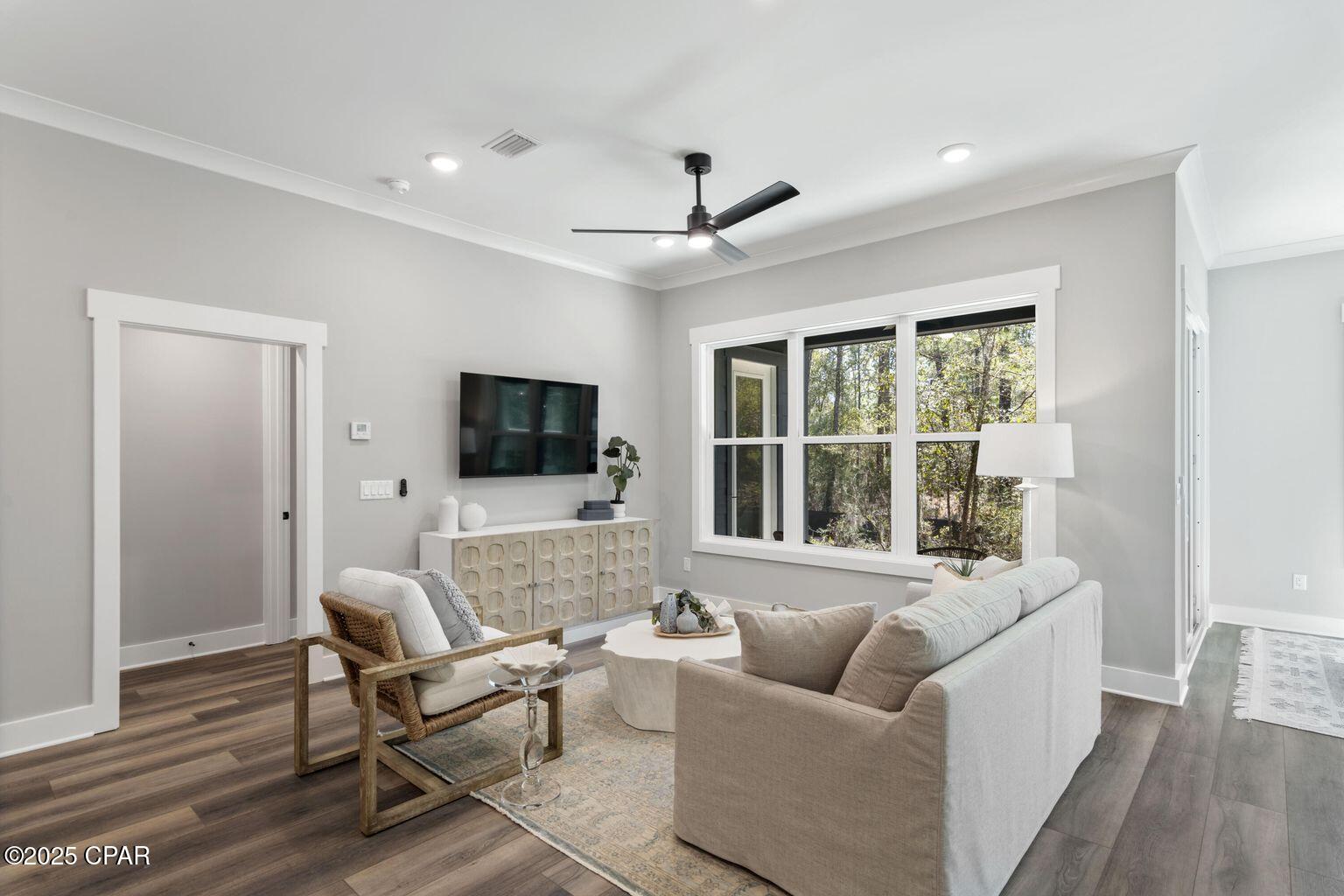  Atwyrngjrm5cywq3121tsjp3b_xlvvaogkkyq3uvqa