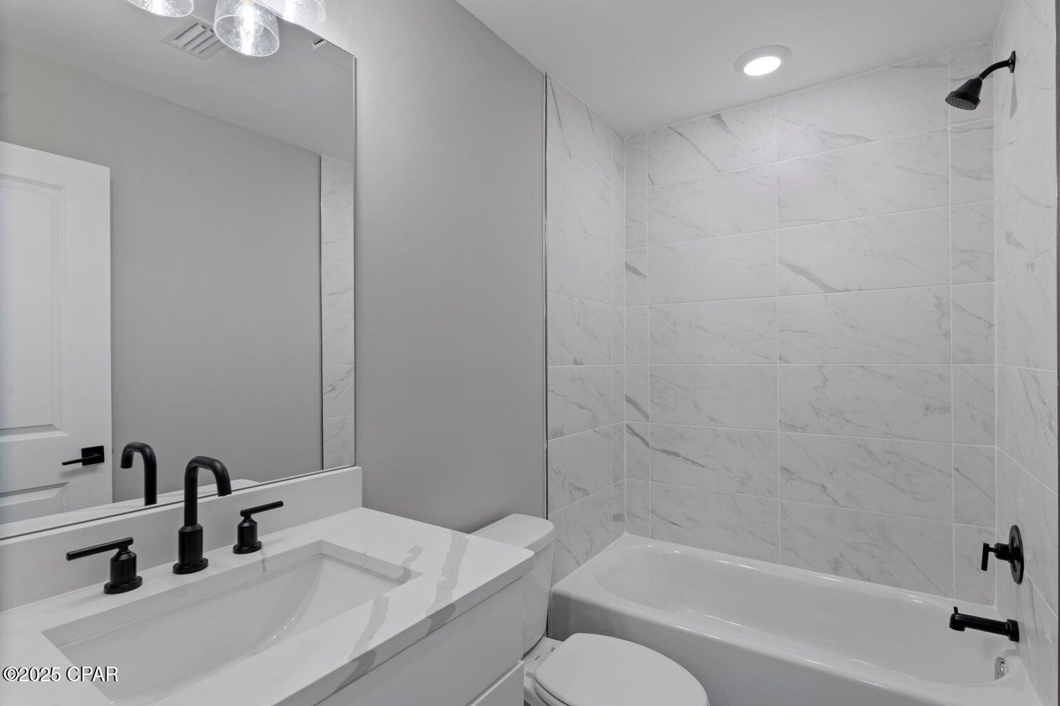 N Fdvwfrqtqkigyv2maact1ihk3djk3zokq6kvsryeu