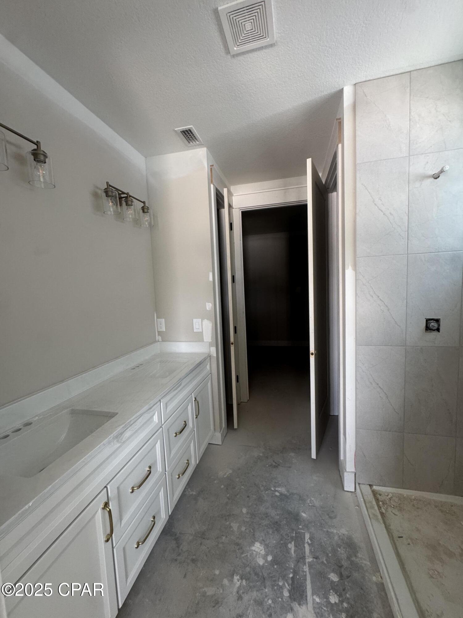 Image 10 For 508 Longpoint Way
