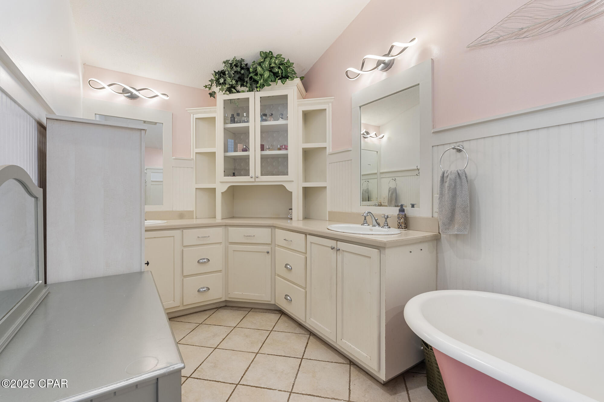 Image 21 For 2844 Longleaf Road