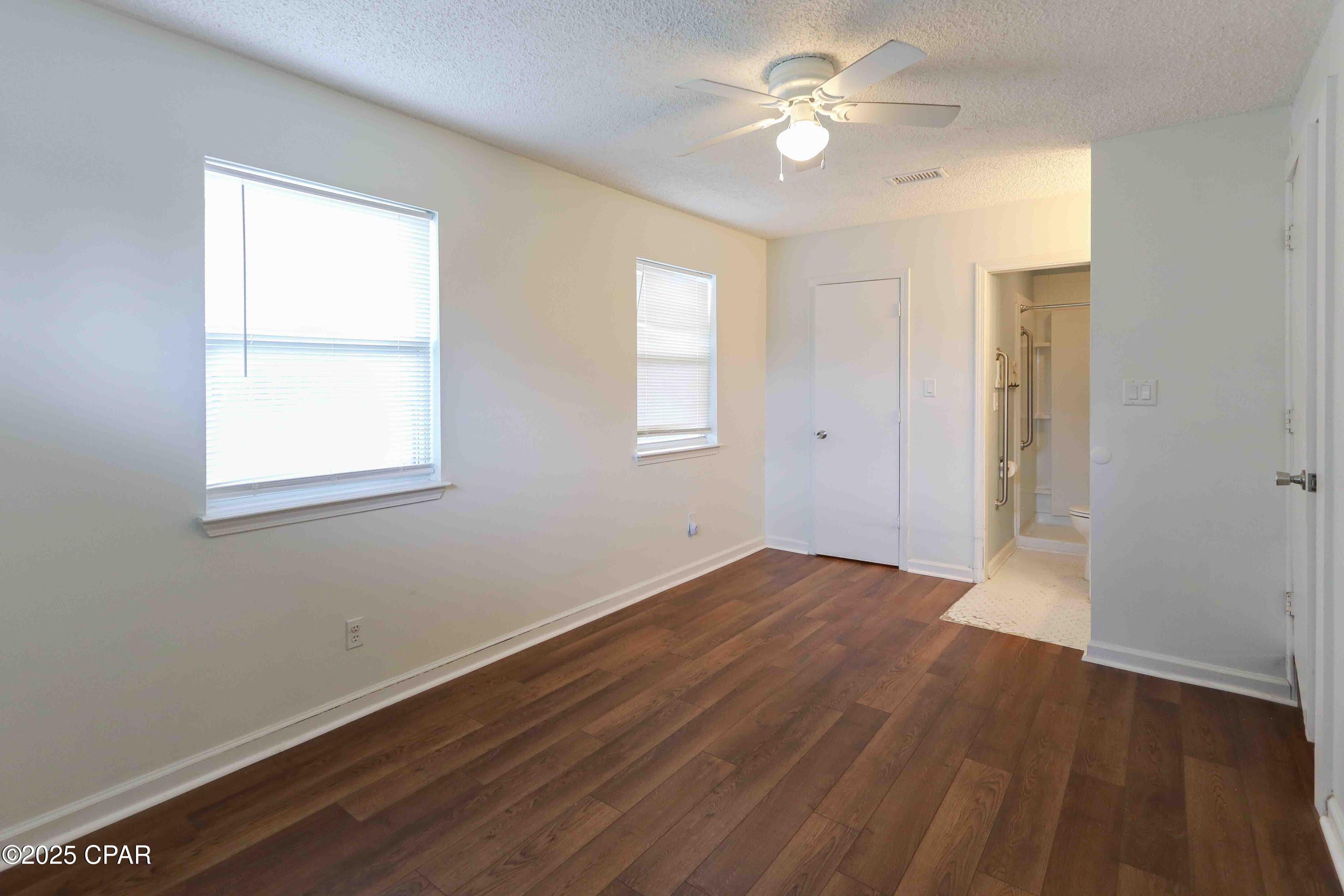 Zv9cioj2mmi1asxbns6tn3uie7dxncinbzc8m3iy9wi