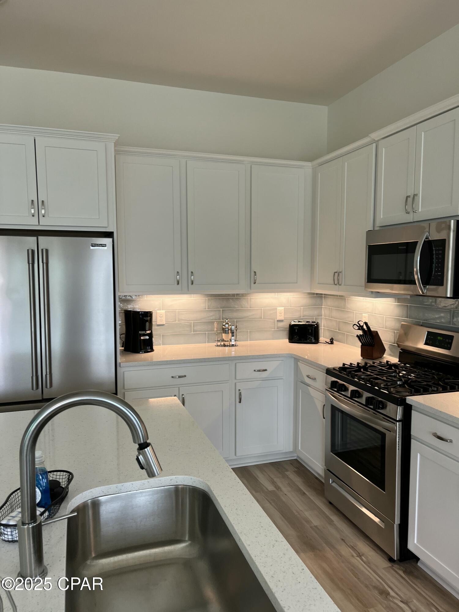 7utzar8514je_zjvimuqaqvw3f_xbk4m90uvqe0igmc