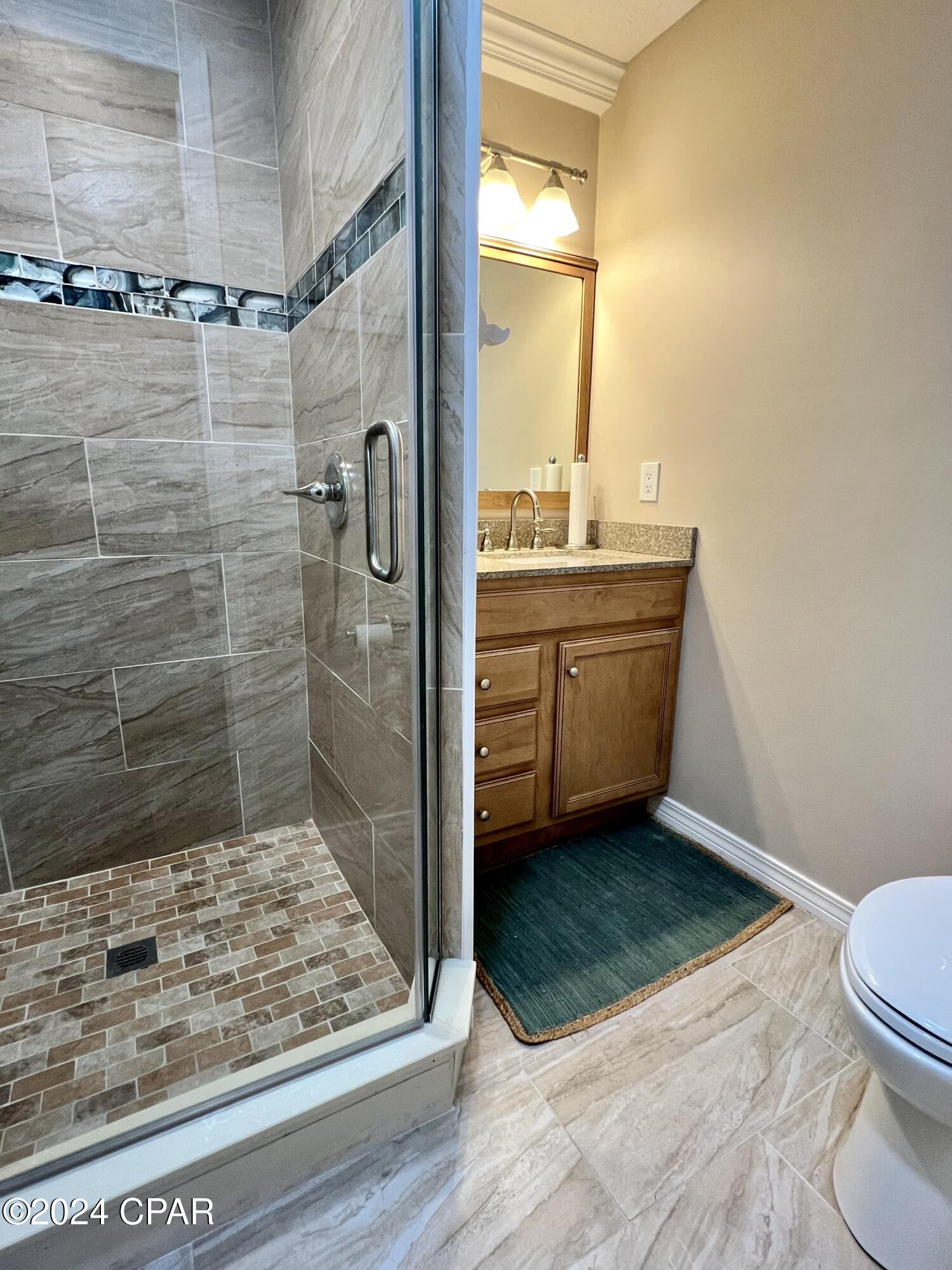 Qgplcxfxzm5yi Zwblynrh00awfxxoszoaszqmu5byo