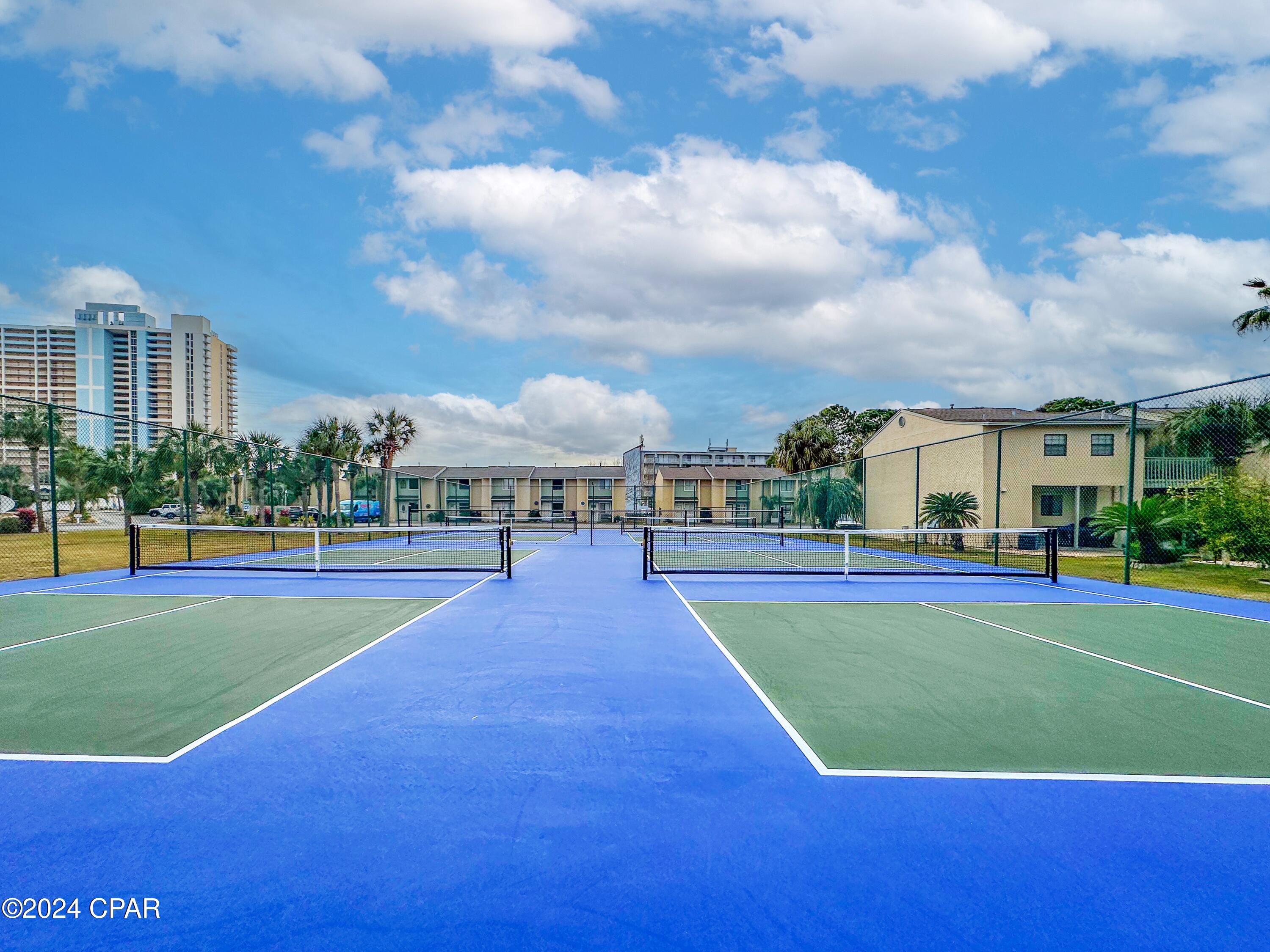  Hvpinkv6xdgn N 2lzbdu9i6akid_f1rkfuxtxytr4