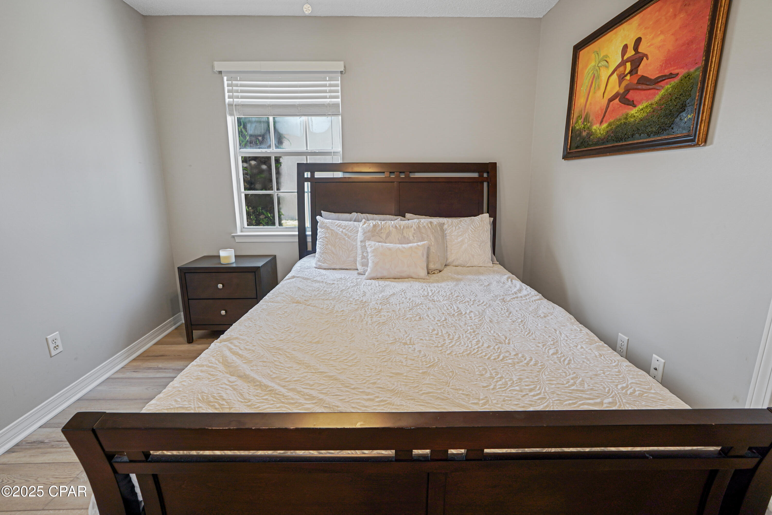 Tm0xdg7ypb7_txg9ahdqhite Uwkngfhah3xh_f7rkq