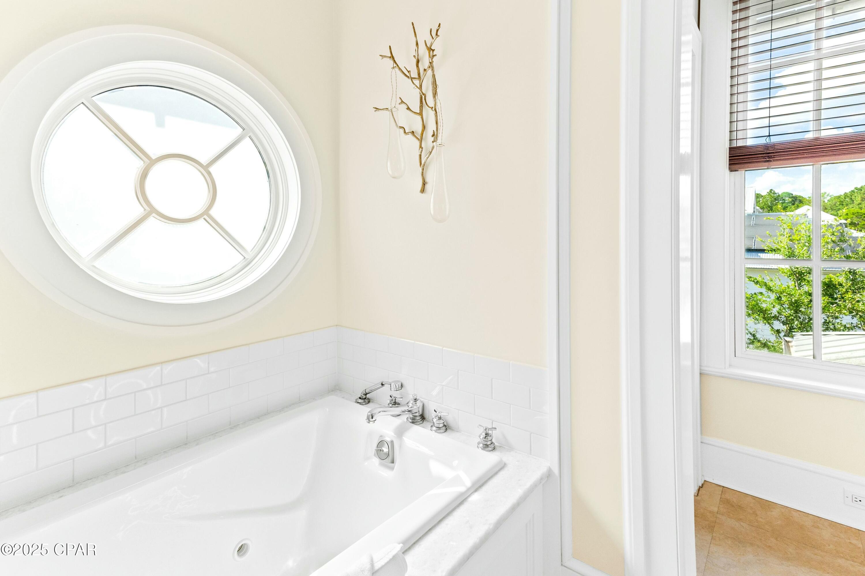 M 1 J6yggcdvmgq1zdbog2nehfyamlp3bvtb1dsdq08