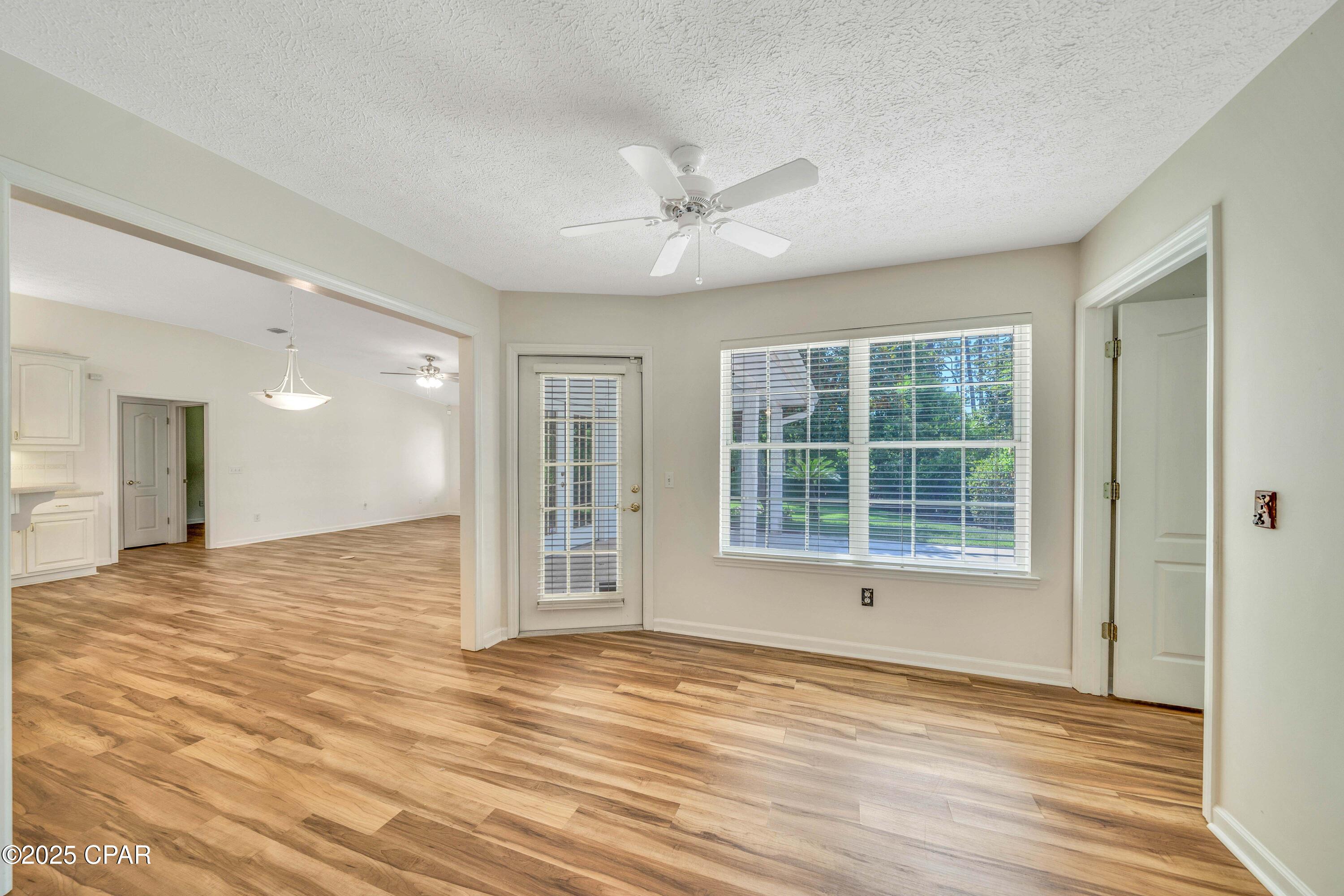 Image 21 For 3524 Fox Run Boulevard