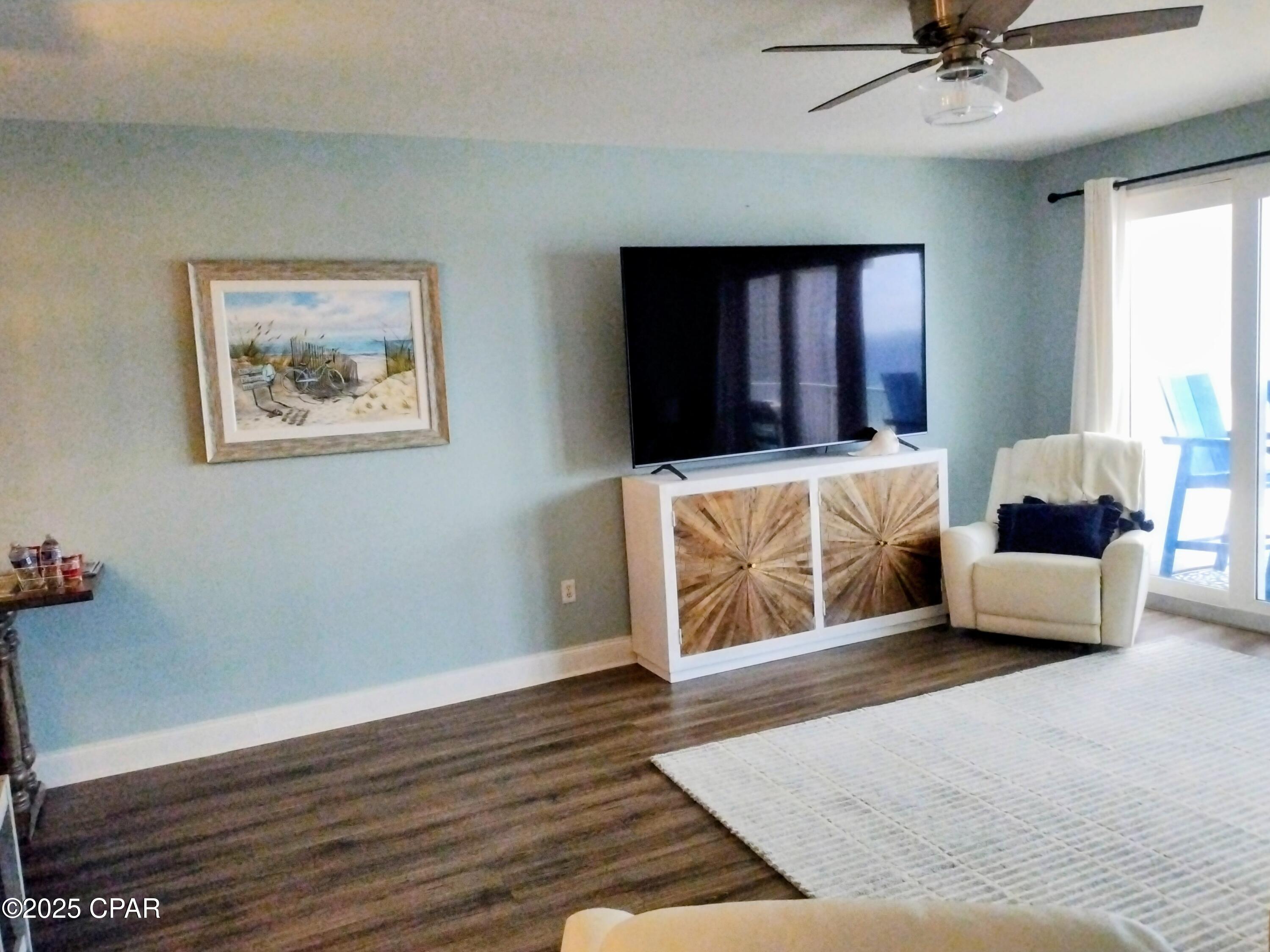 Image 11 For 9860 Thomas Drive 1208