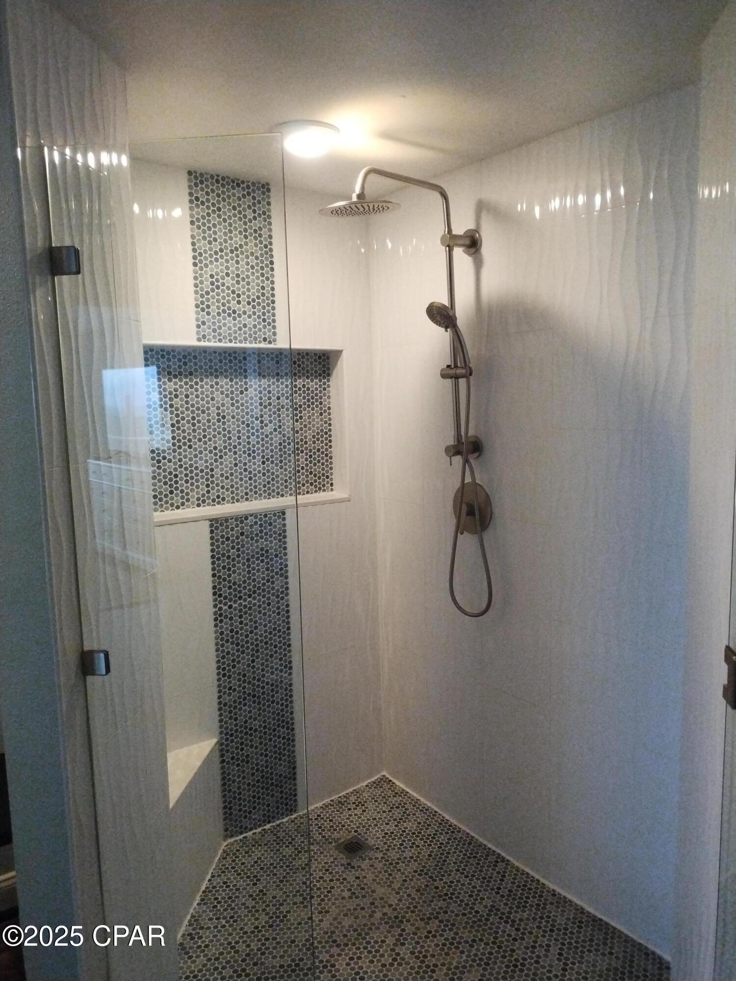 Image 32 For 9860 Thomas Drive 1208