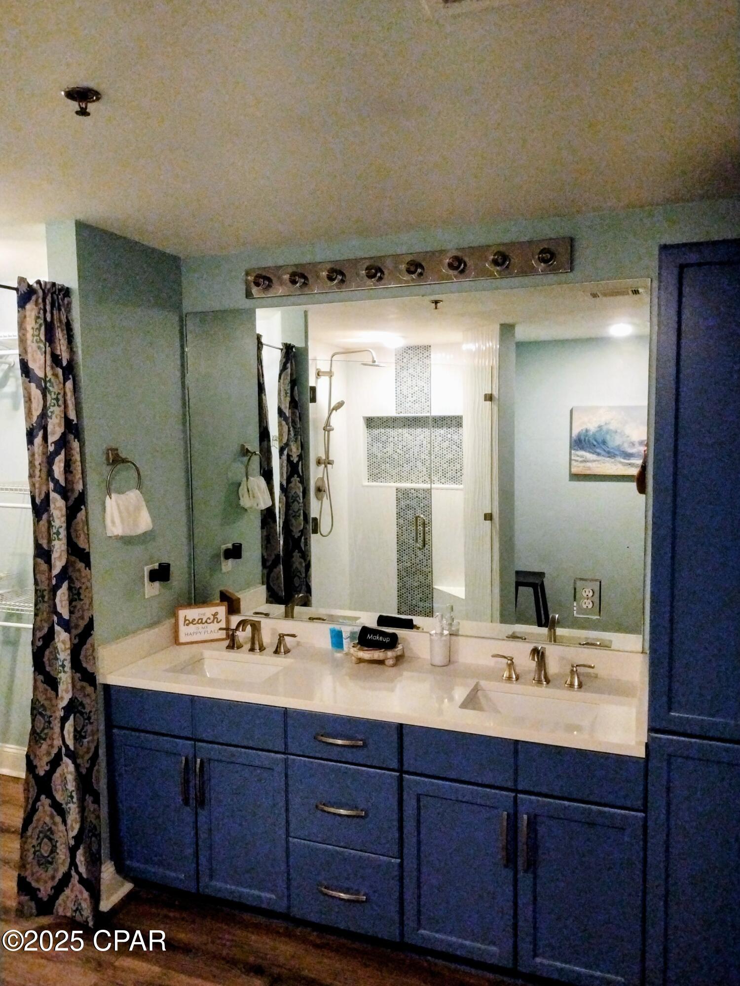 Image 33 For 9860 Thomas Drive 1208