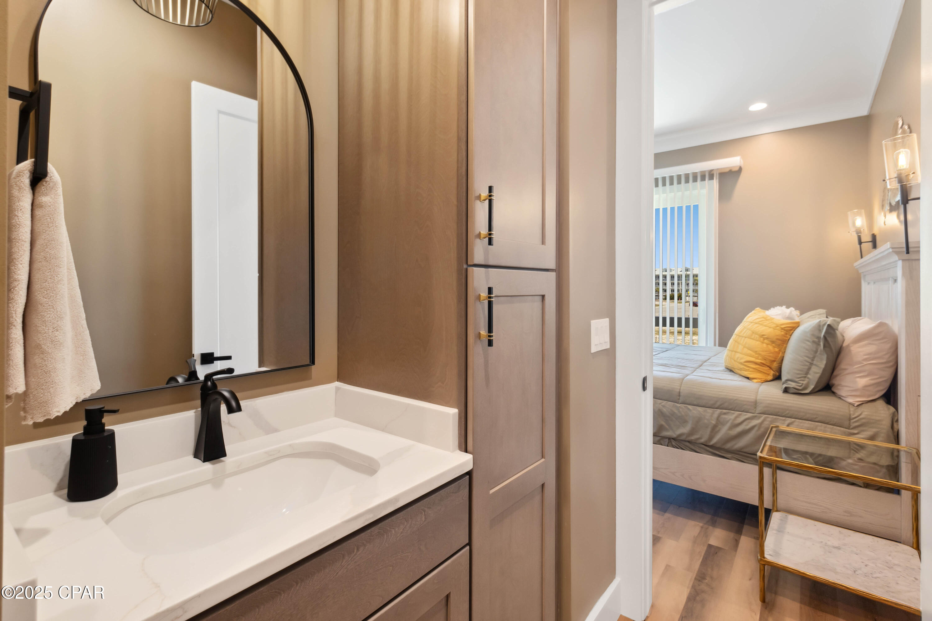 Uigo0ug9bz E4_uv0aaq6pwklu7mv8va5hfkiqiynxg