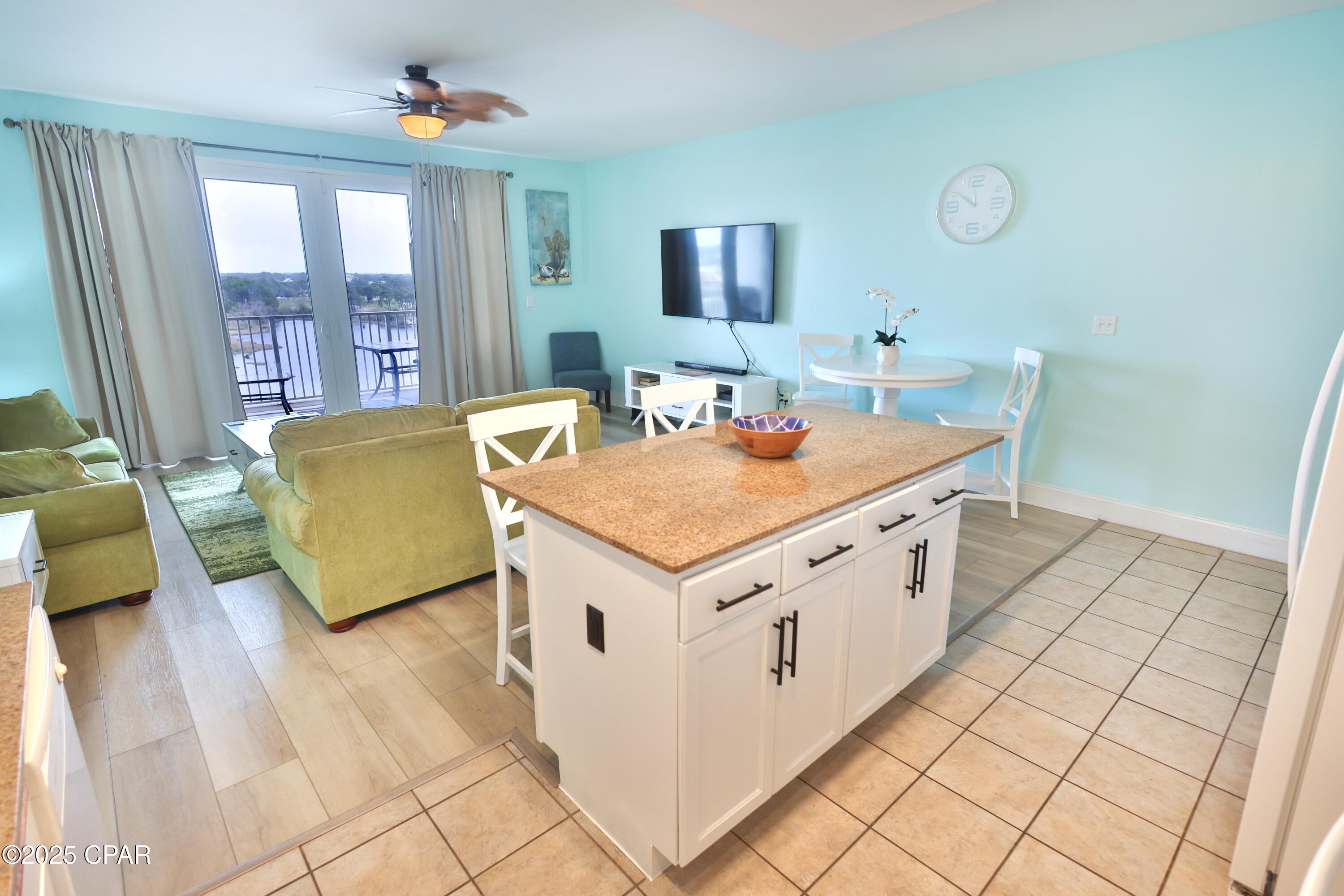 Image 14 For 9902 Thomas Drive 737