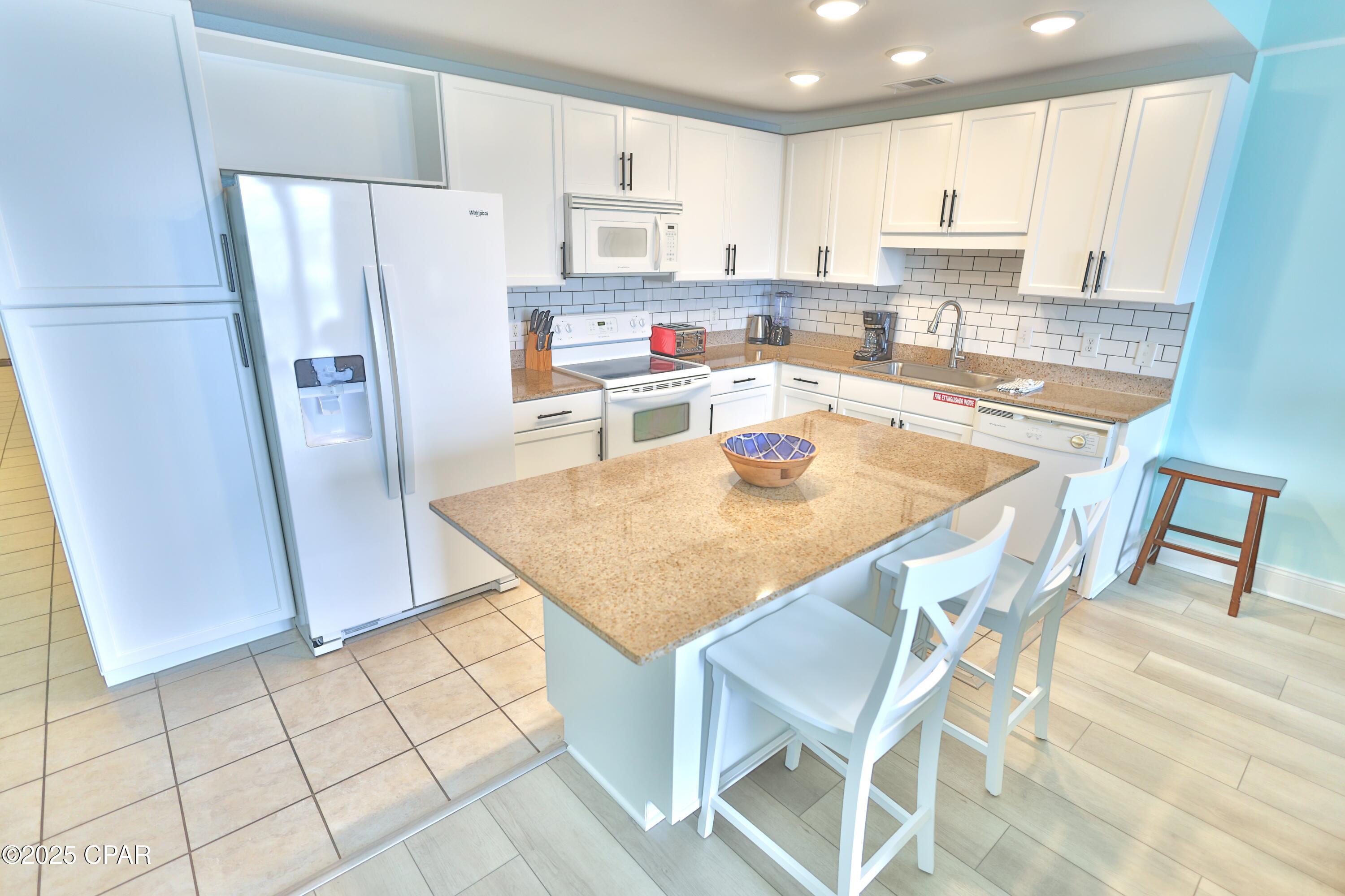 Image 2 For 9902 Thomas Drive 737