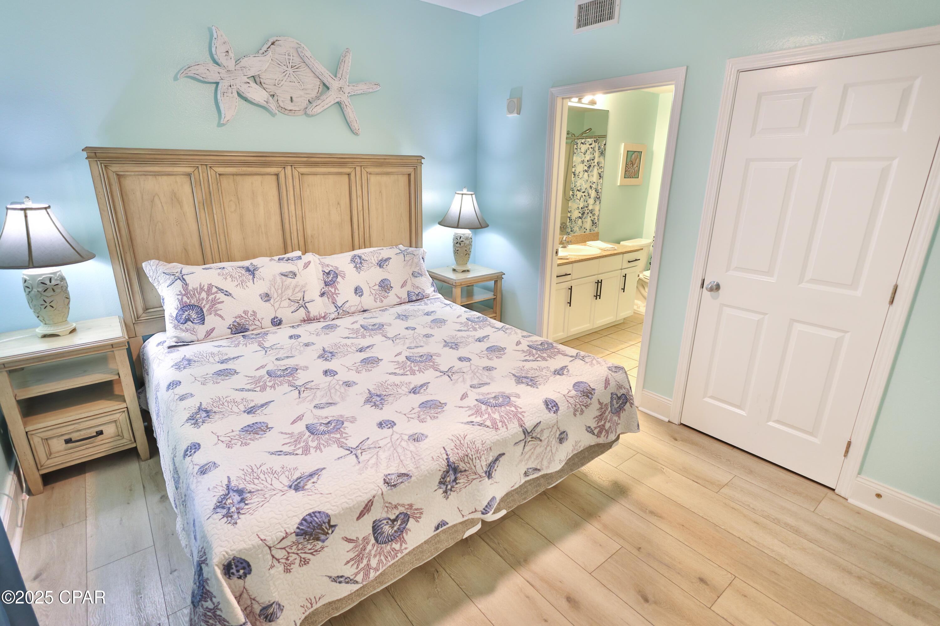 Image 29 For 9902 Thomas Drive 737