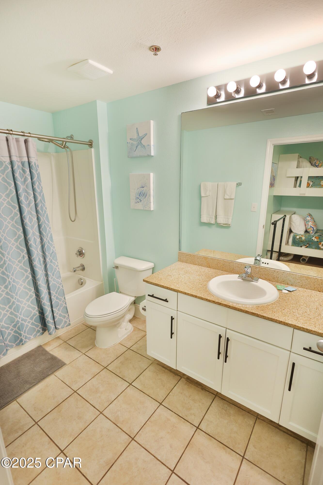 Image 35 For 9902 Thomas Drive 737