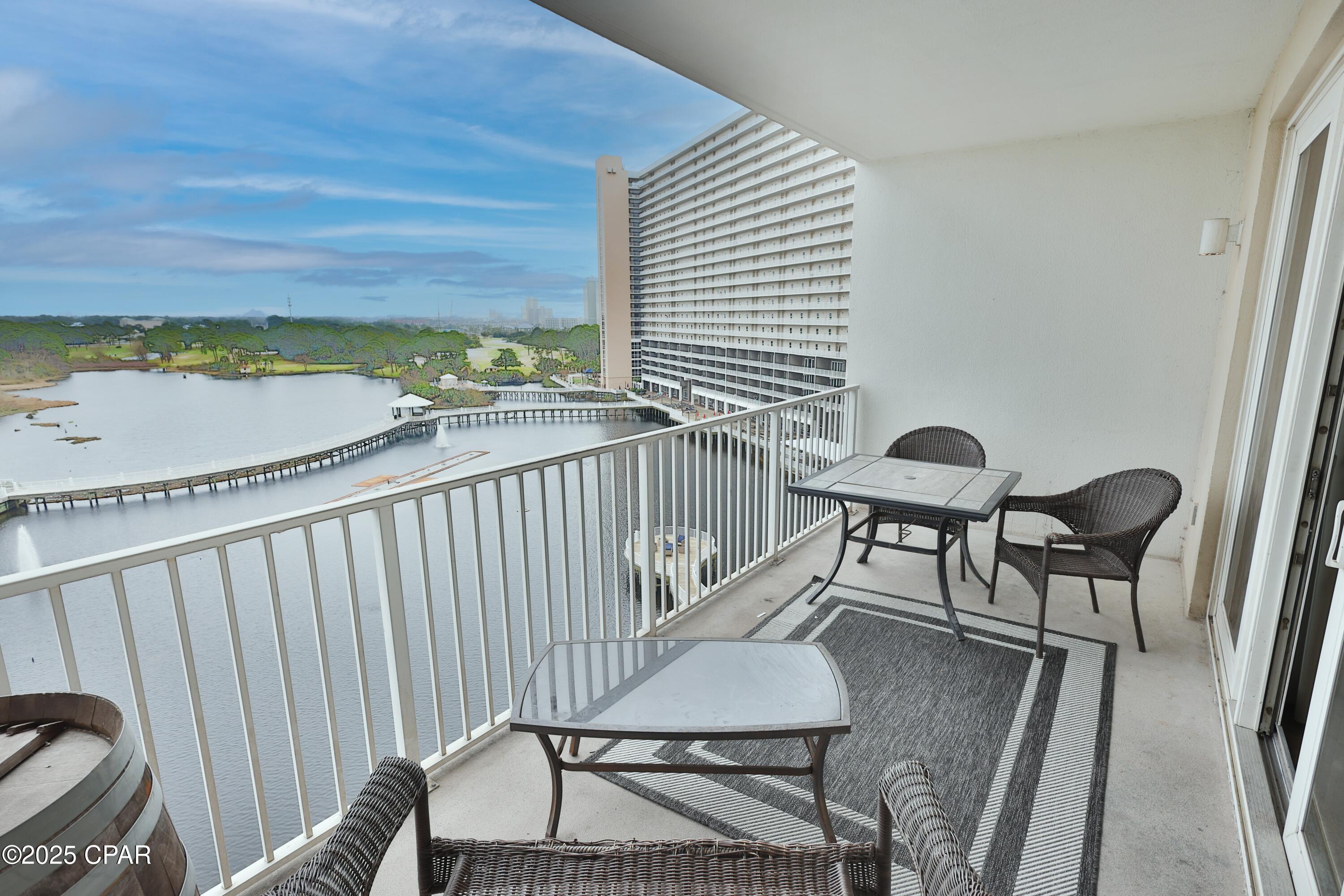 Image 37 For 9902 Thomas Drive 737