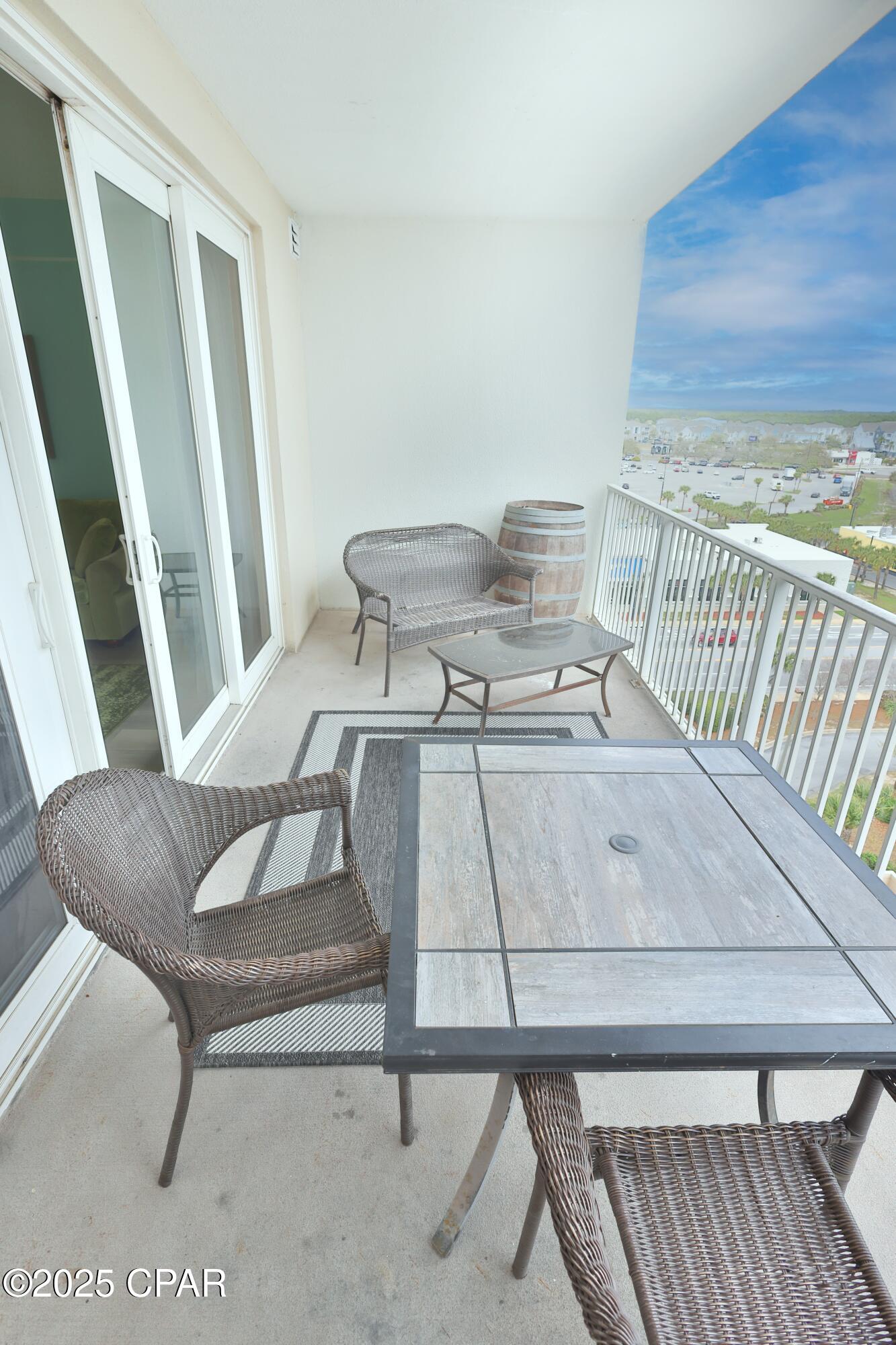 Image 39 For 9902 Thomas Drive 737