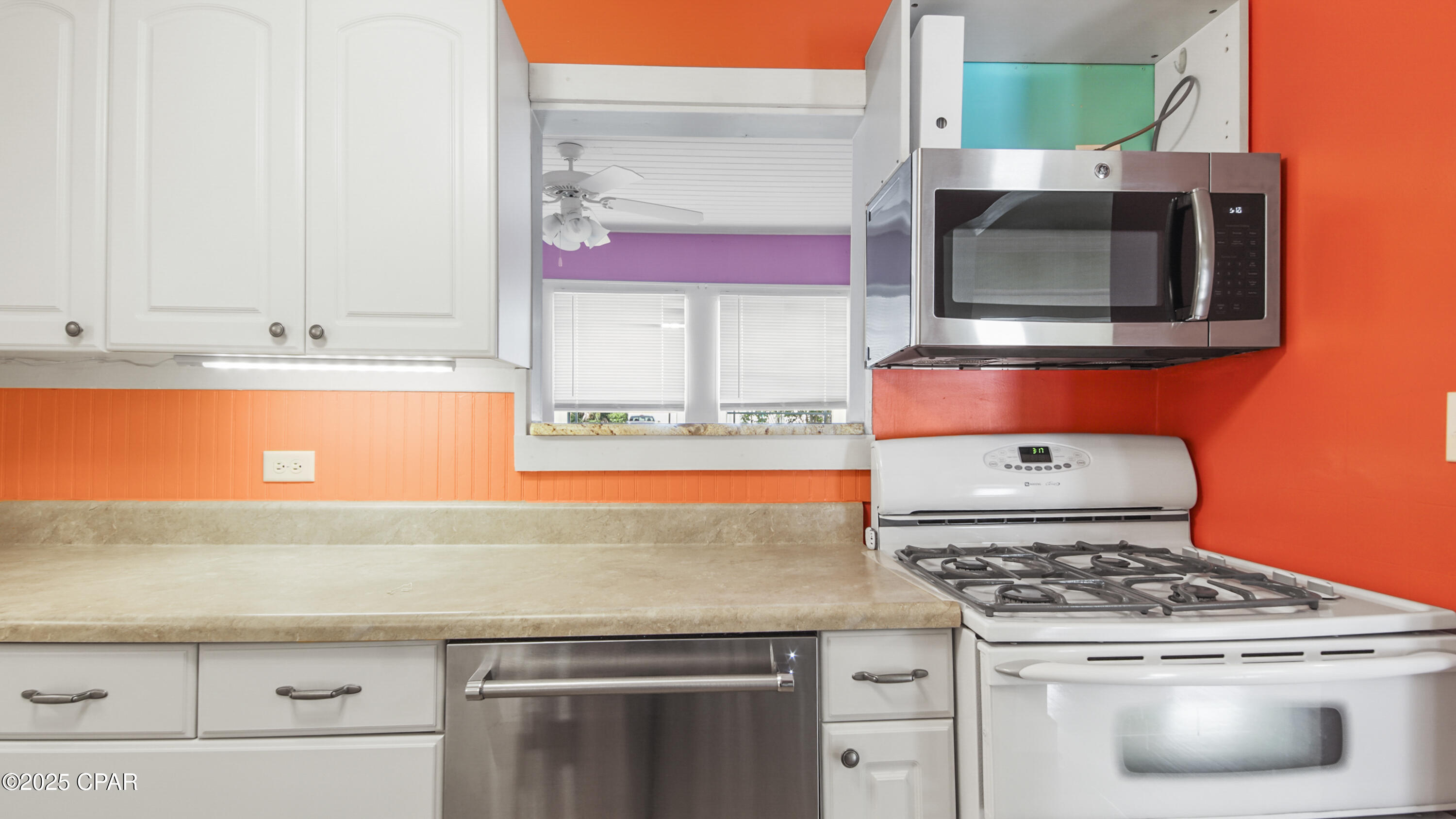 Td4ba1vevpcfesm_gxdjyly0cic2p92hmpm12j2jr4o