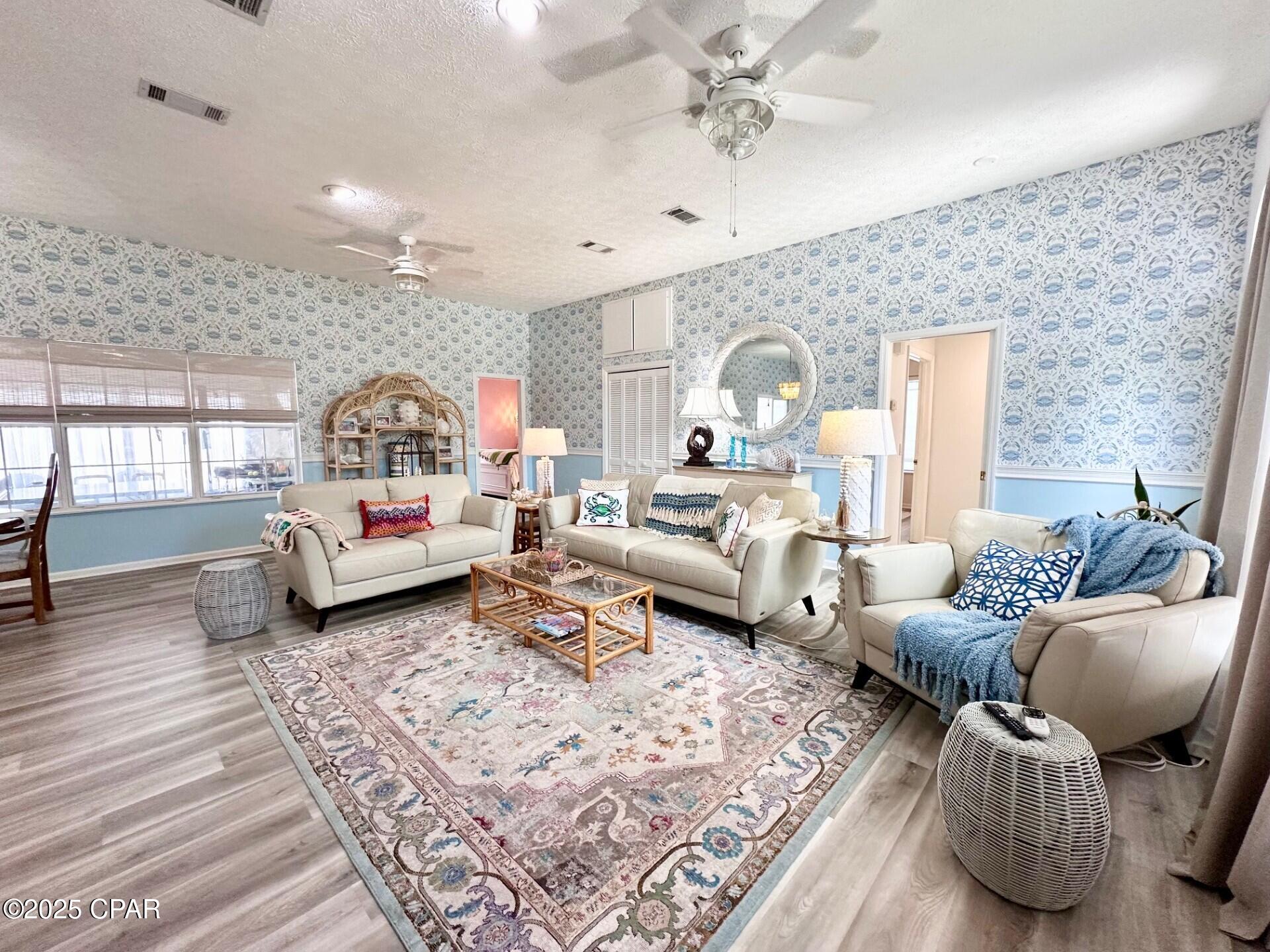 Lqjvff 1brjonc Aa_bsqxpccwy3spcpayigjx 0uj8