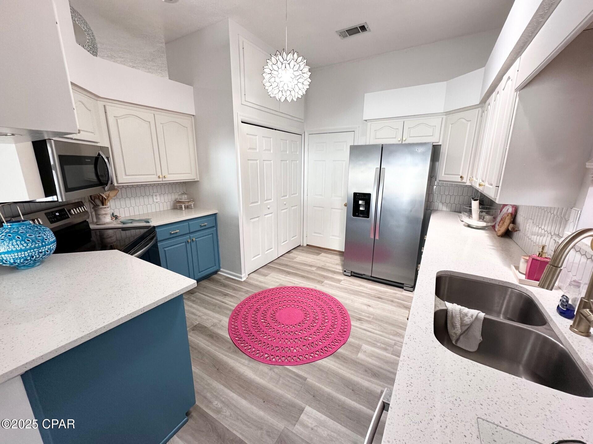 B1veedeef9gbs9fnao7qngsmtdo Vxvxe2ymaaisuuu