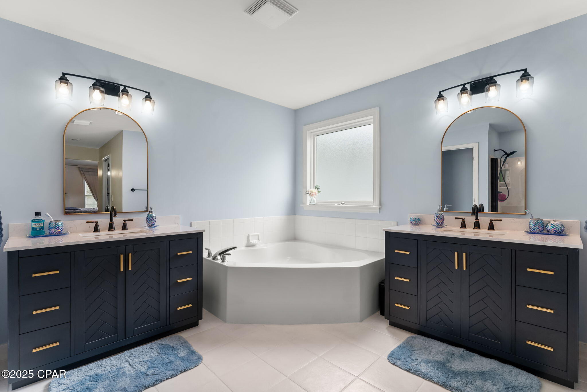 _pxdaxdoziukb6mtu_6dmroizoadriclrt_7cixhhh8