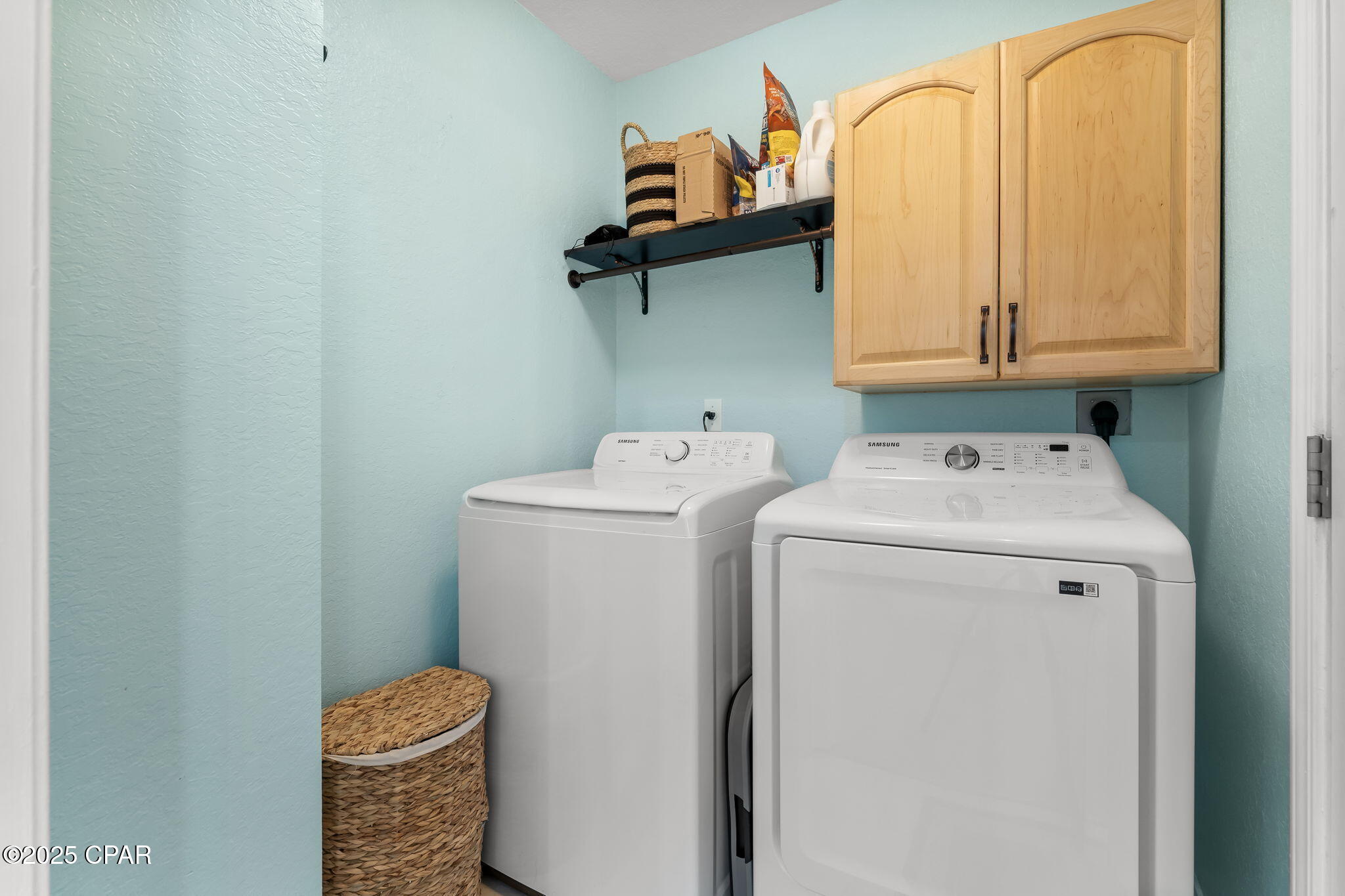 Image 35 For 107 Kensington Circle