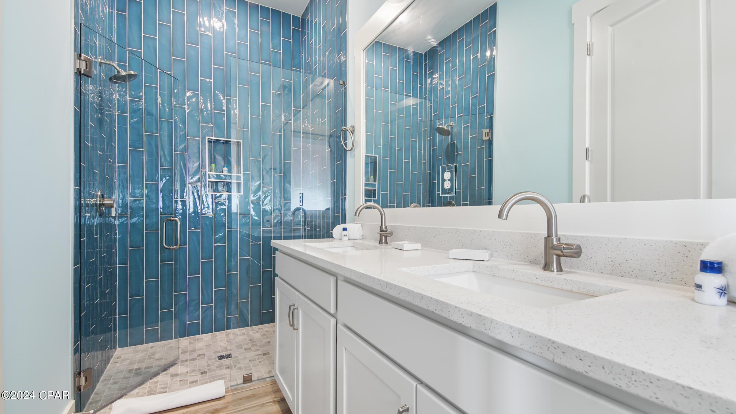 Dq6ovekjzrv68kkw8_bkptw_t 7fk_g7pzqtpb6cq6i