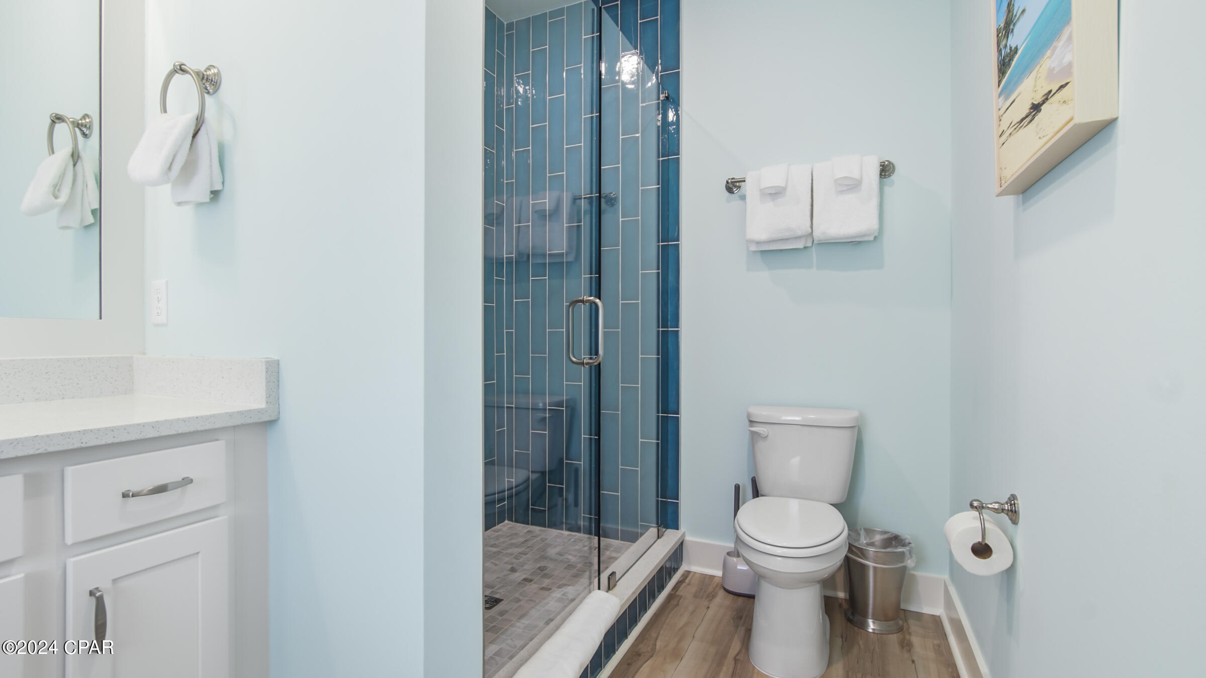 B8  7tbt3z3nt0izntrhg7wg3w2_23ef8ave5fcx3sy