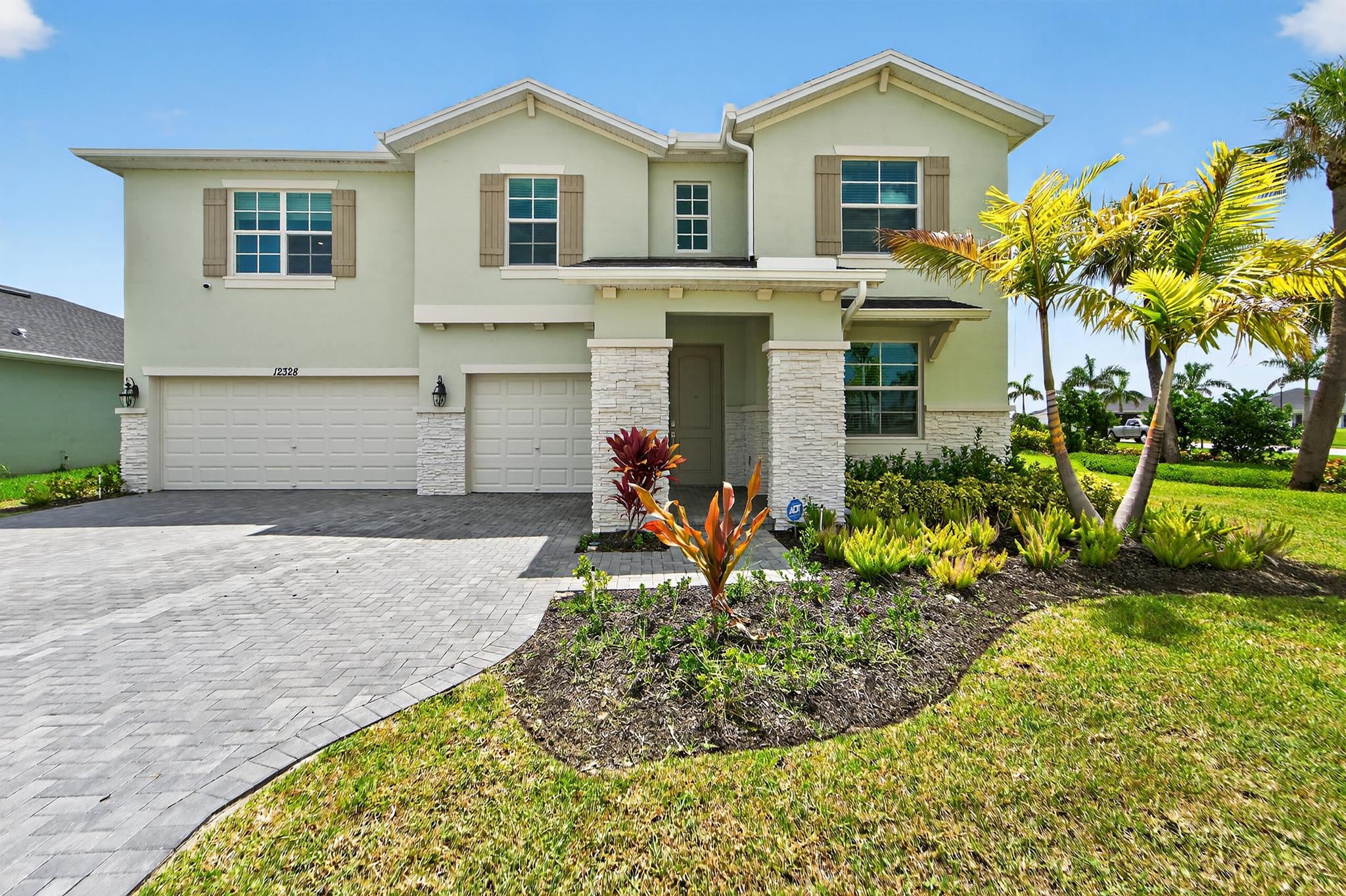 Homes for sale in Port St Lucie, FL | 12328 Sw Roma Circle, Port St Lucie, FL 34987 | MLS# R11113762