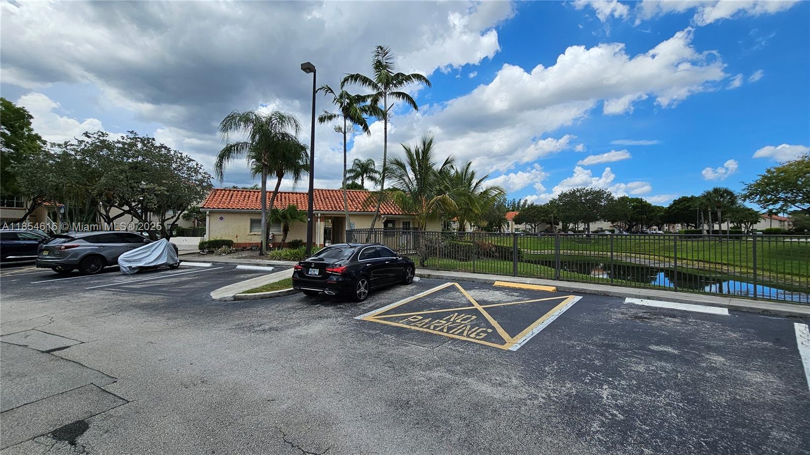 3360 N Pinewalk Dr N 1328