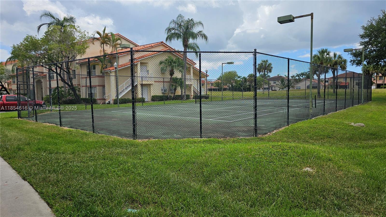 3360 N Pinewalk Dr N 1328