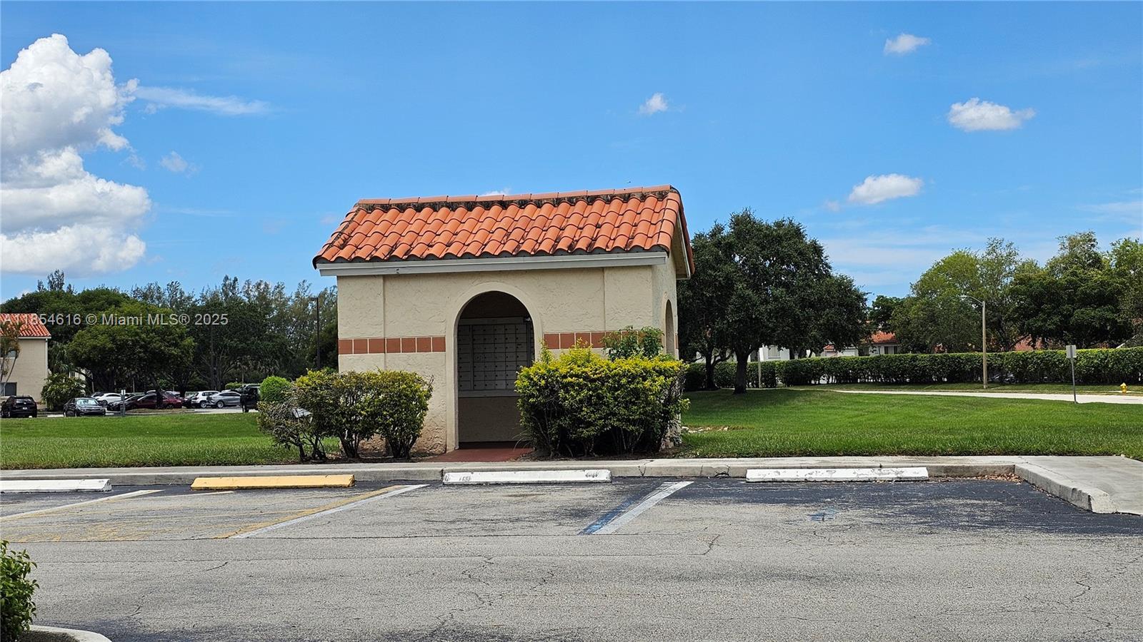 3360 N Pinewalk Dr N 1328