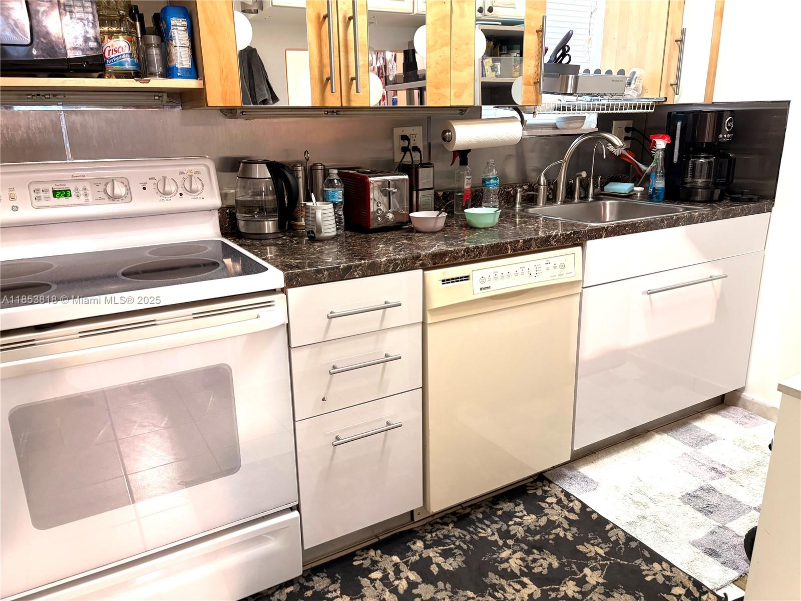 Property photo # 2