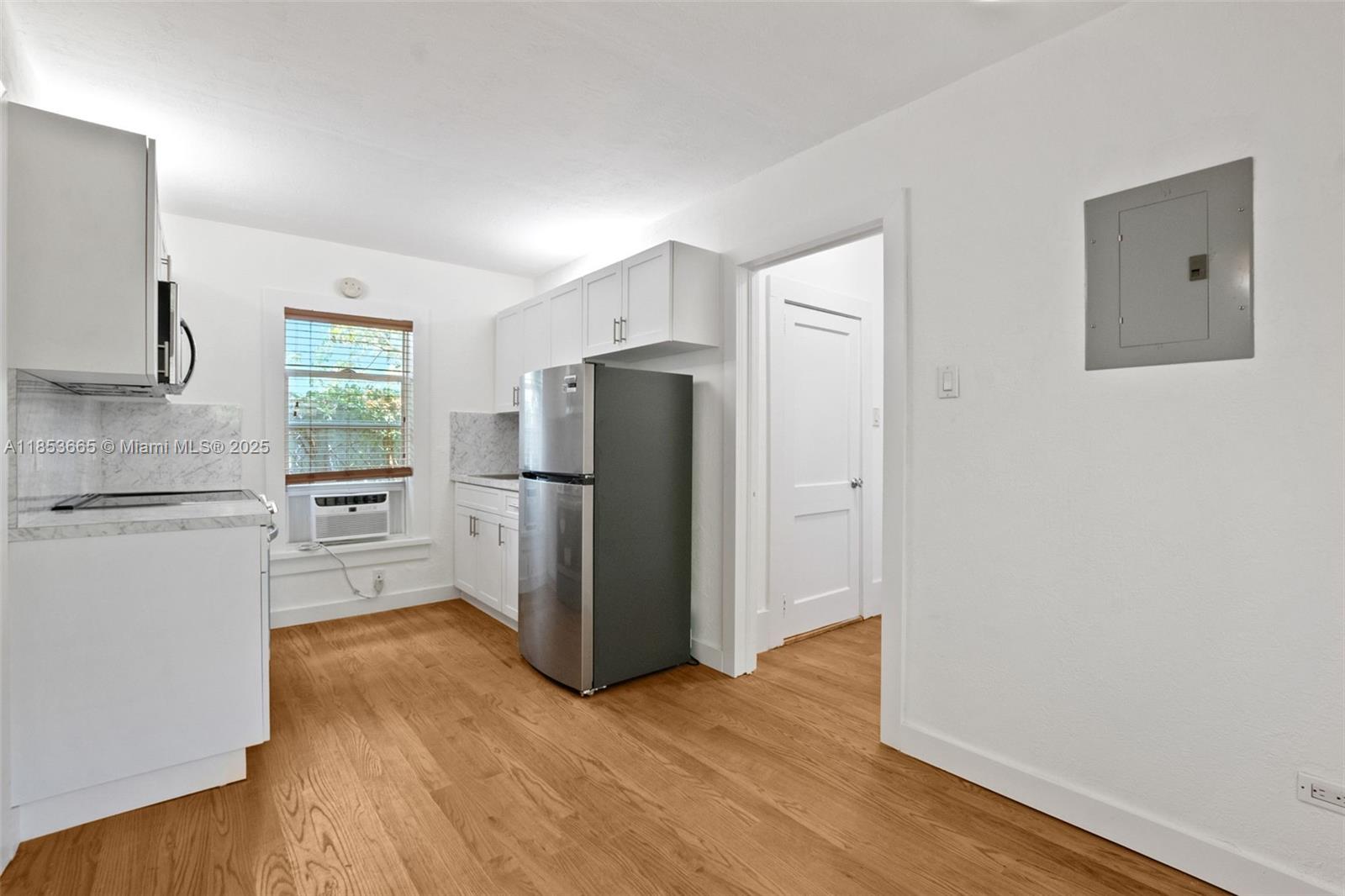 Property photo # 6