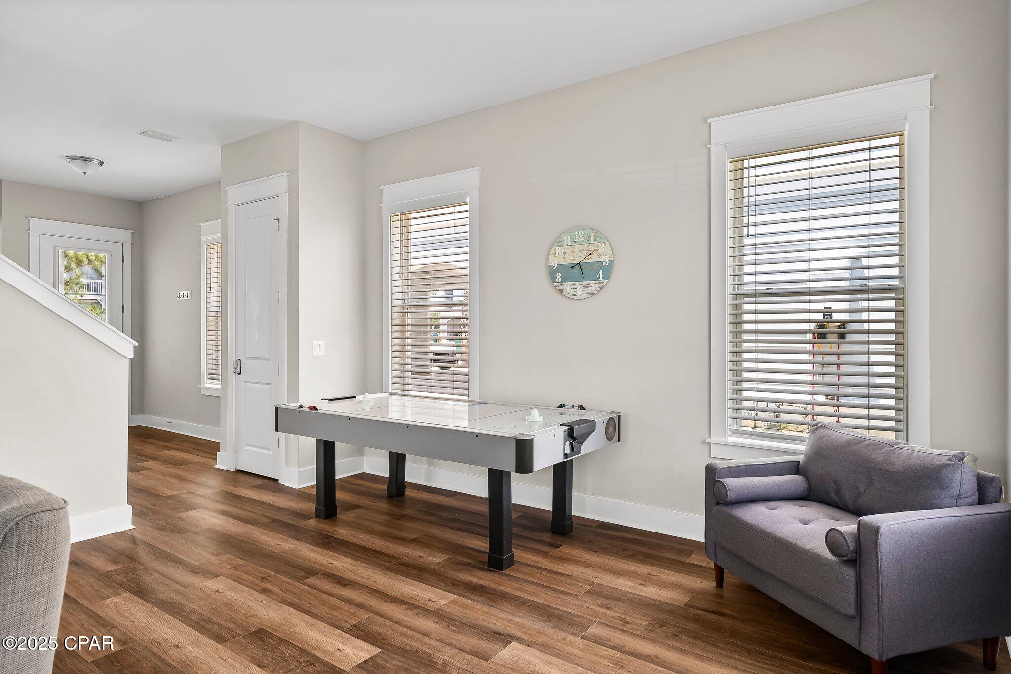 7_pseaxzmqvdmyjcsm_1cp6fnqb Udcnukt064gm5wg