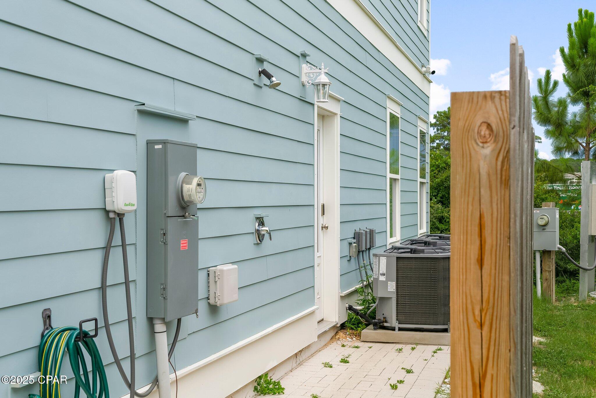 Plssaykqhuqwuom7yv3ovhlm_ytzoo17tbnslw7 Puy