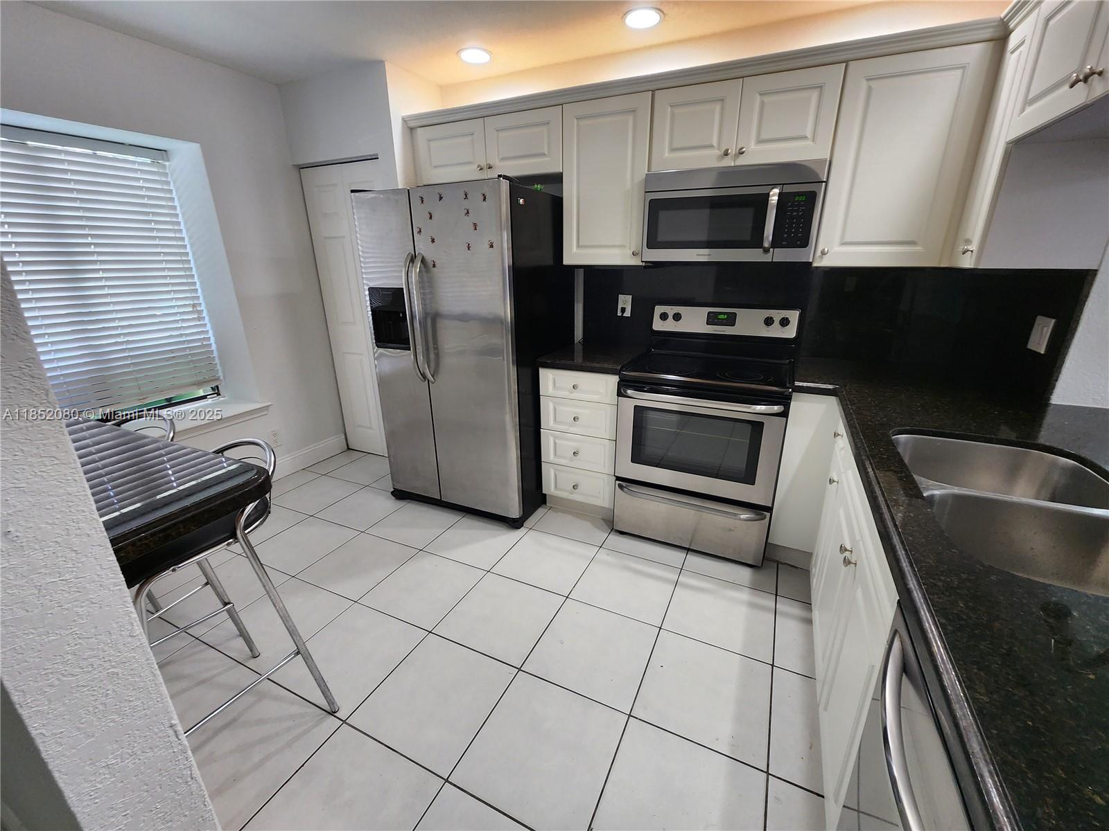 Property photo # 9