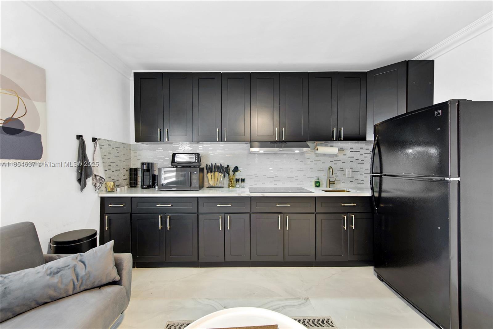 Property photo # 2