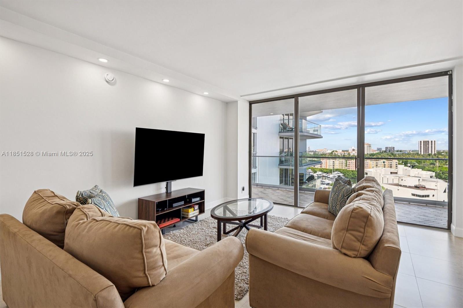 Property photo # 4