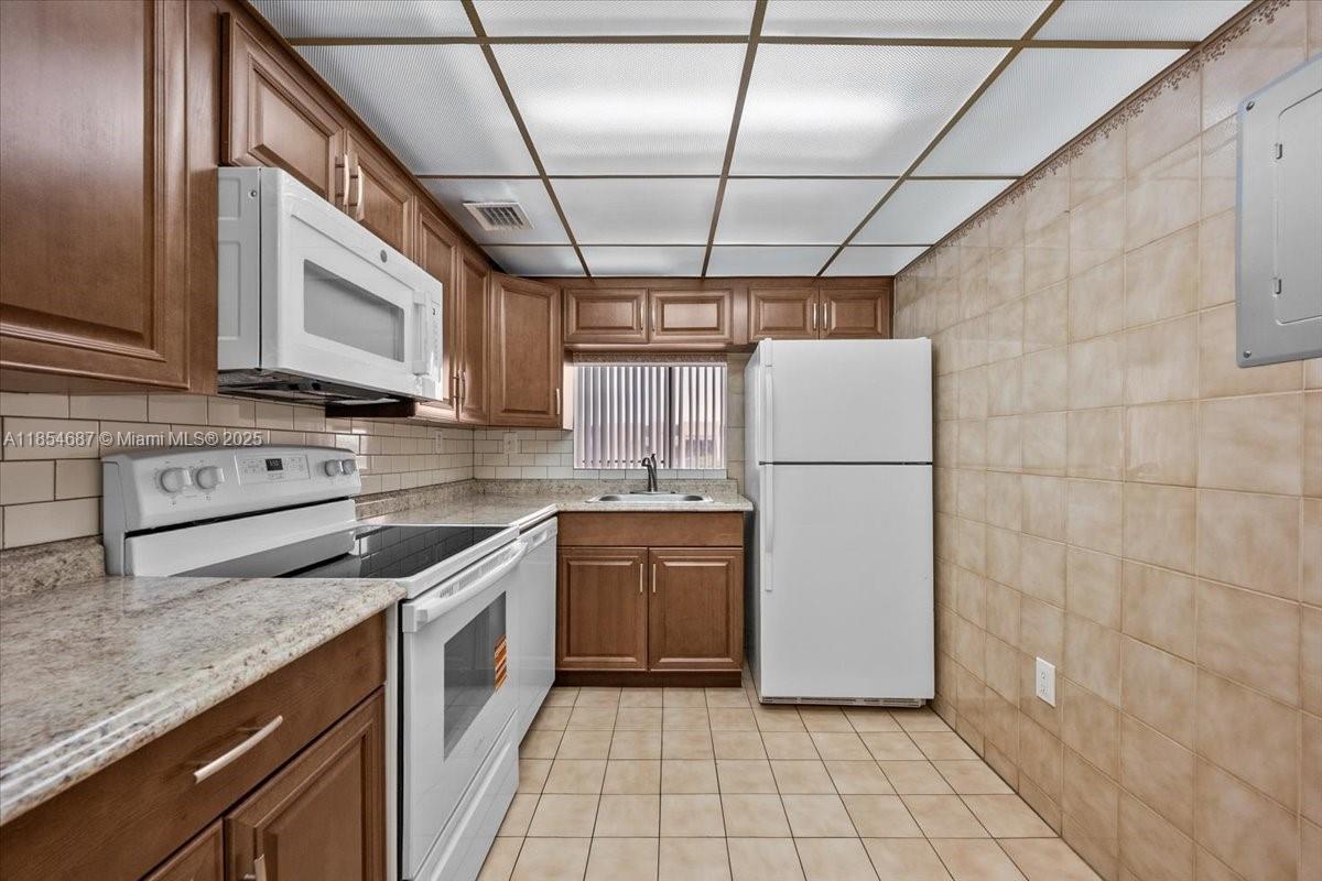 Property photo # 7